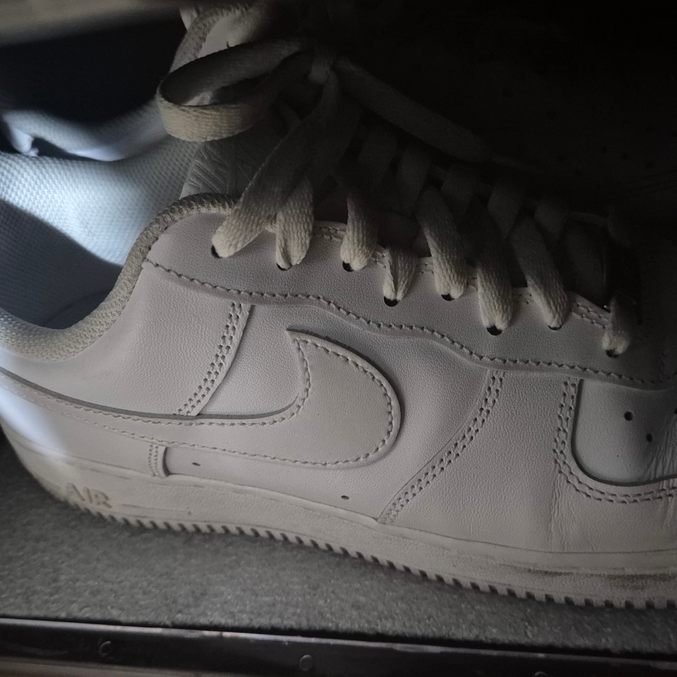 Nike Air Force 1 '07 Low White 착용 스타일