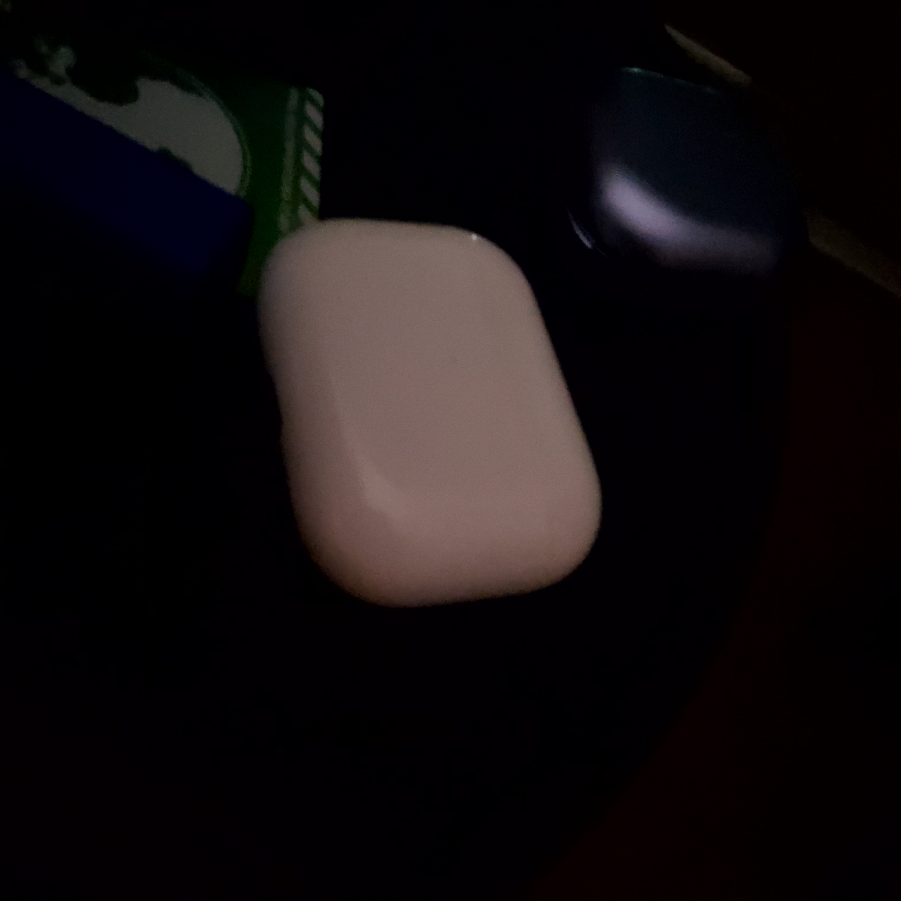 Apple Airpods Pro 2nd Gen with MagSafe Charging Case USB C (Korean Ver.) 착용 스타일
