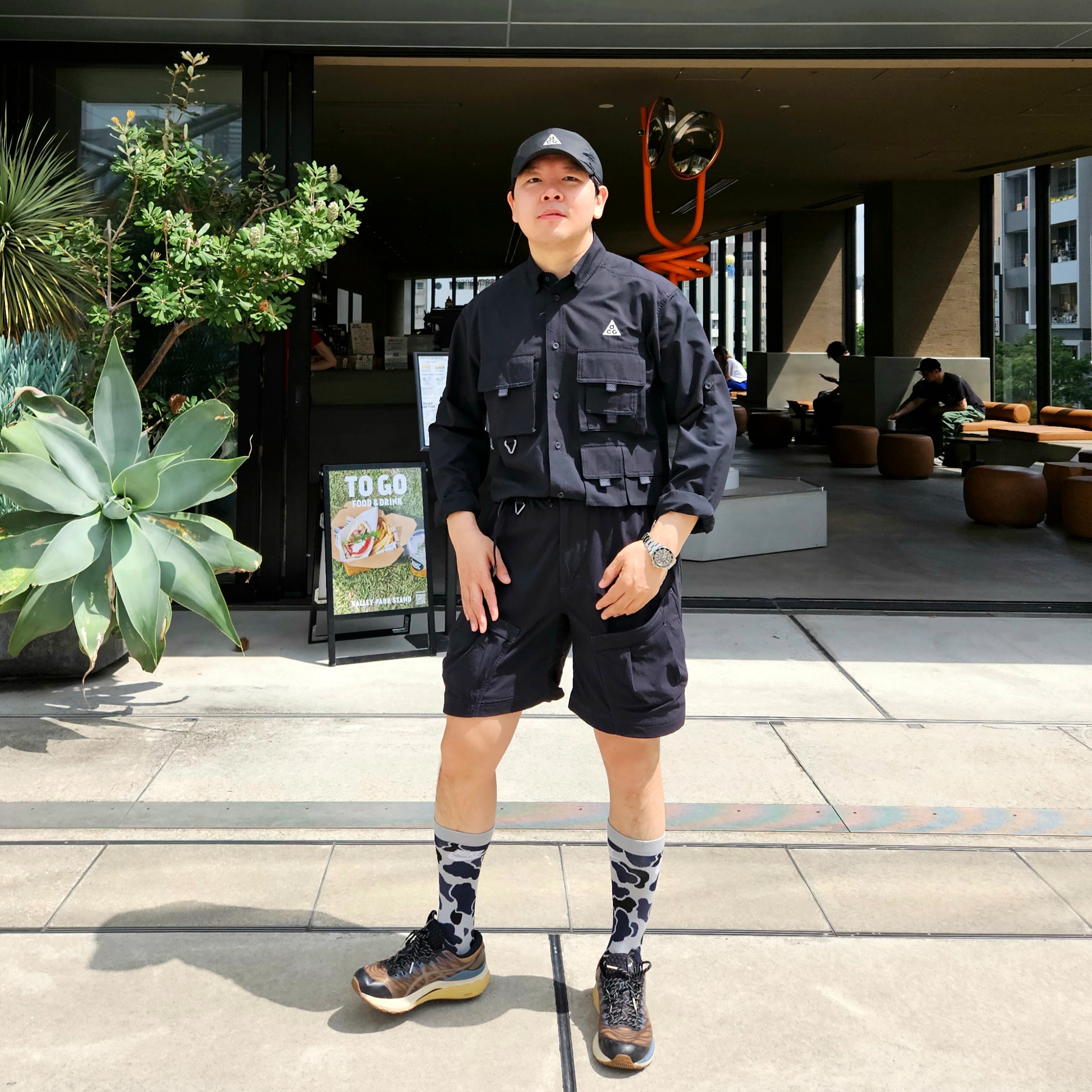 Nike ACG Trail Cap Black, Nike ACG Smith Summit Cargo Pants Black - Asia 착용 스타일 - 1