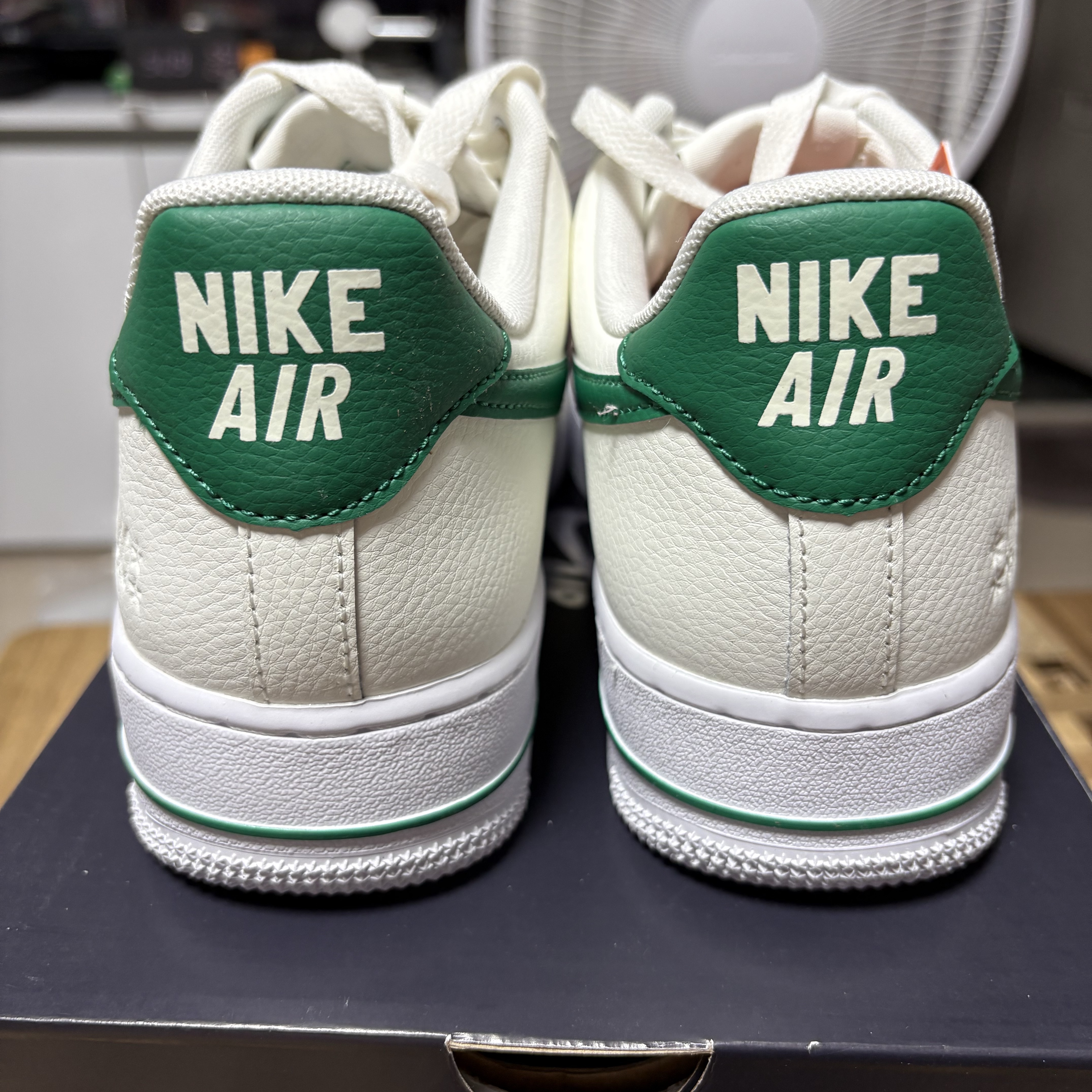 Nike Air Force 1 '07 LV8 40th Anniversary Join Forces Sail Malachite 착용 스타일 - 5