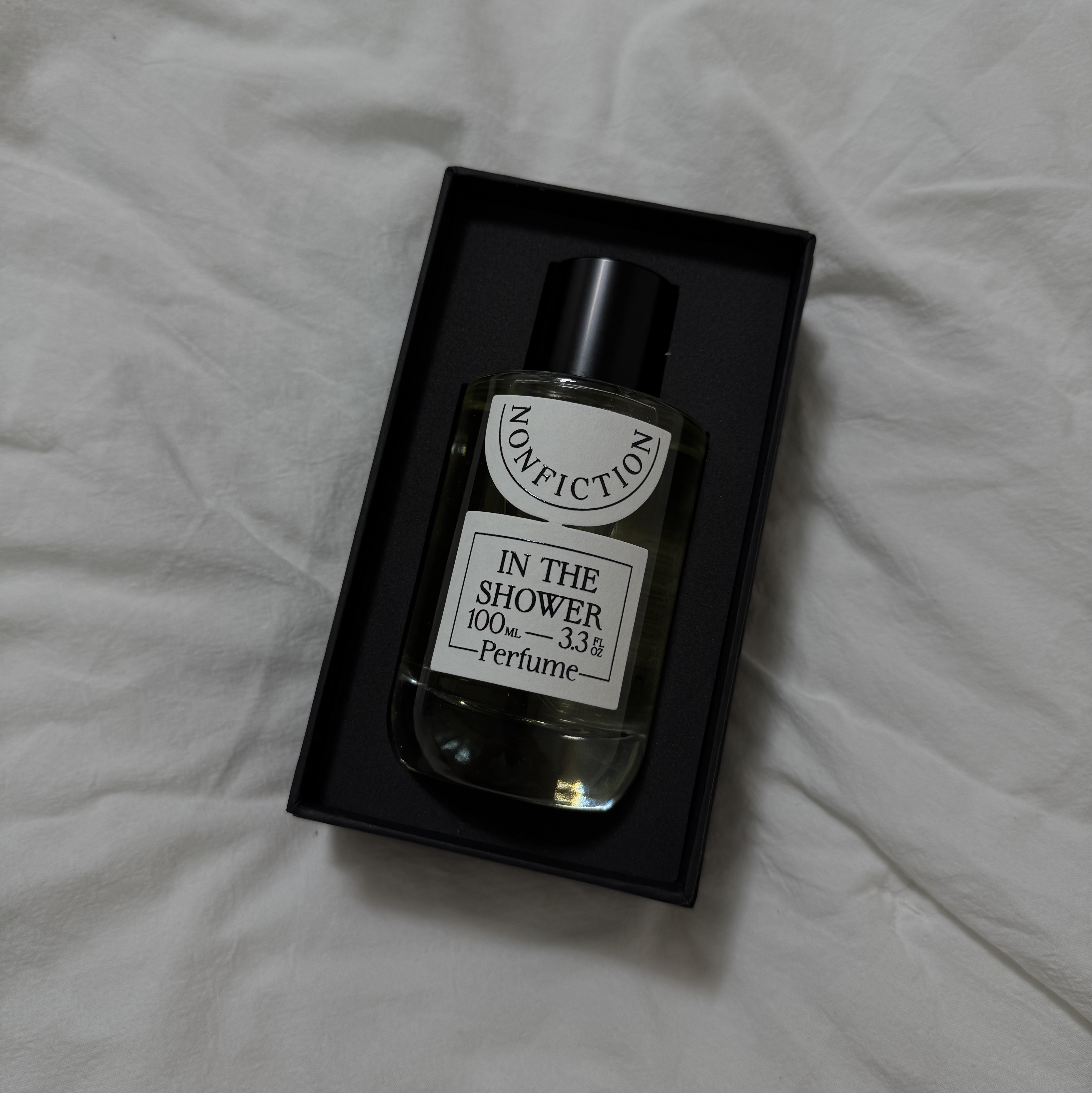 Dior Sauvage Eau De Parfum 100ml, Nonfiction In The Shower Eau De Perfume 50ml 착용 스타일 - 2