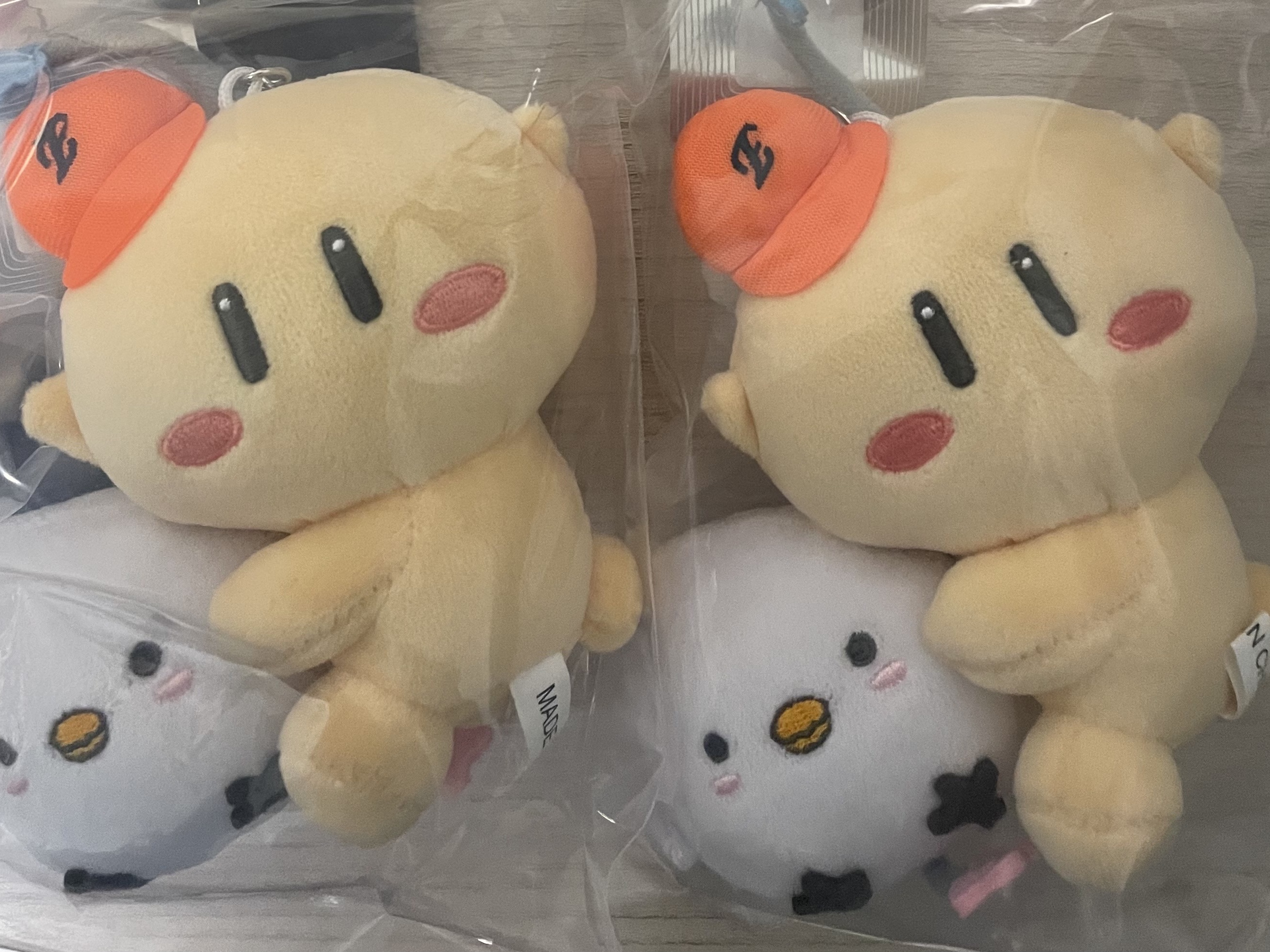 Hanwha Eagles X KUMDORI Doll Keyring 착용 스타일