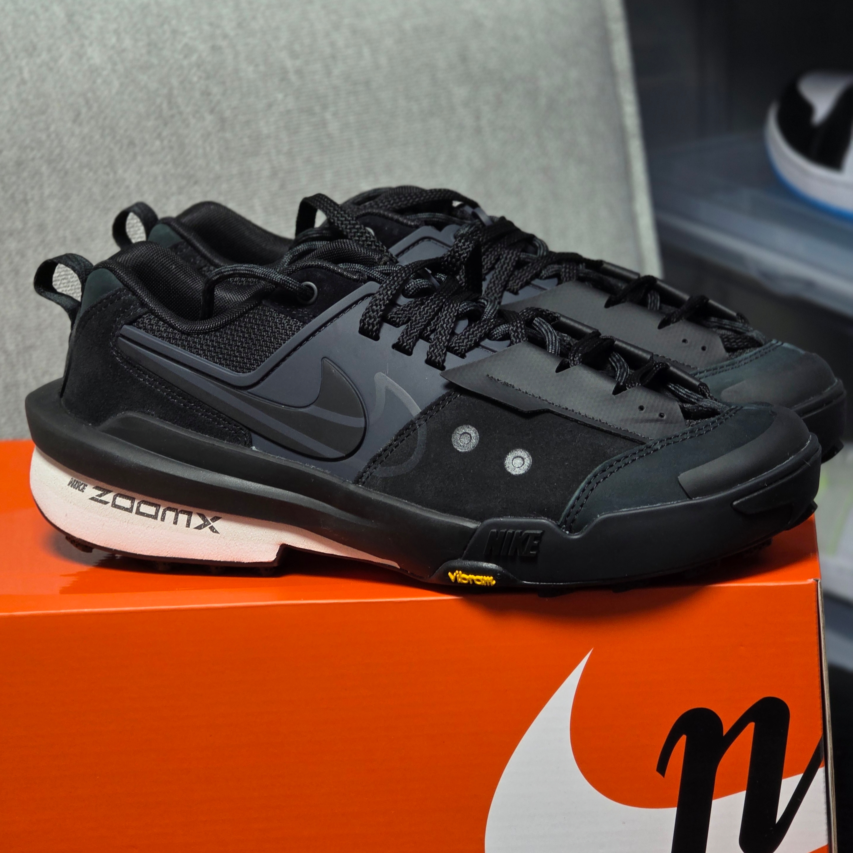 Nike x Sacai Zegamadome SP Black 착용 스타일 - 1