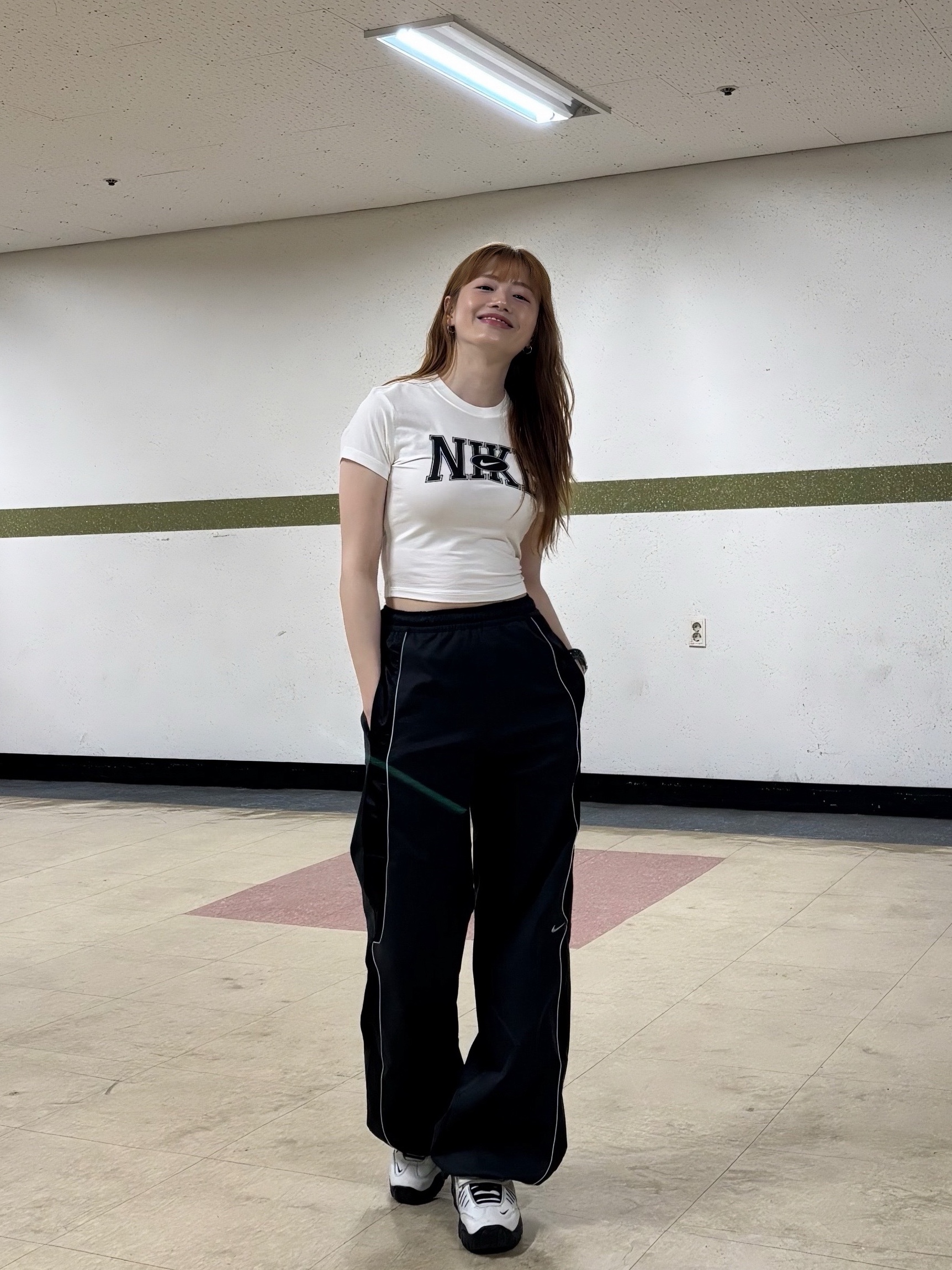 Nike x Ambush Air Adjust Force SP Summit White and Black 착용 스타일 - 1