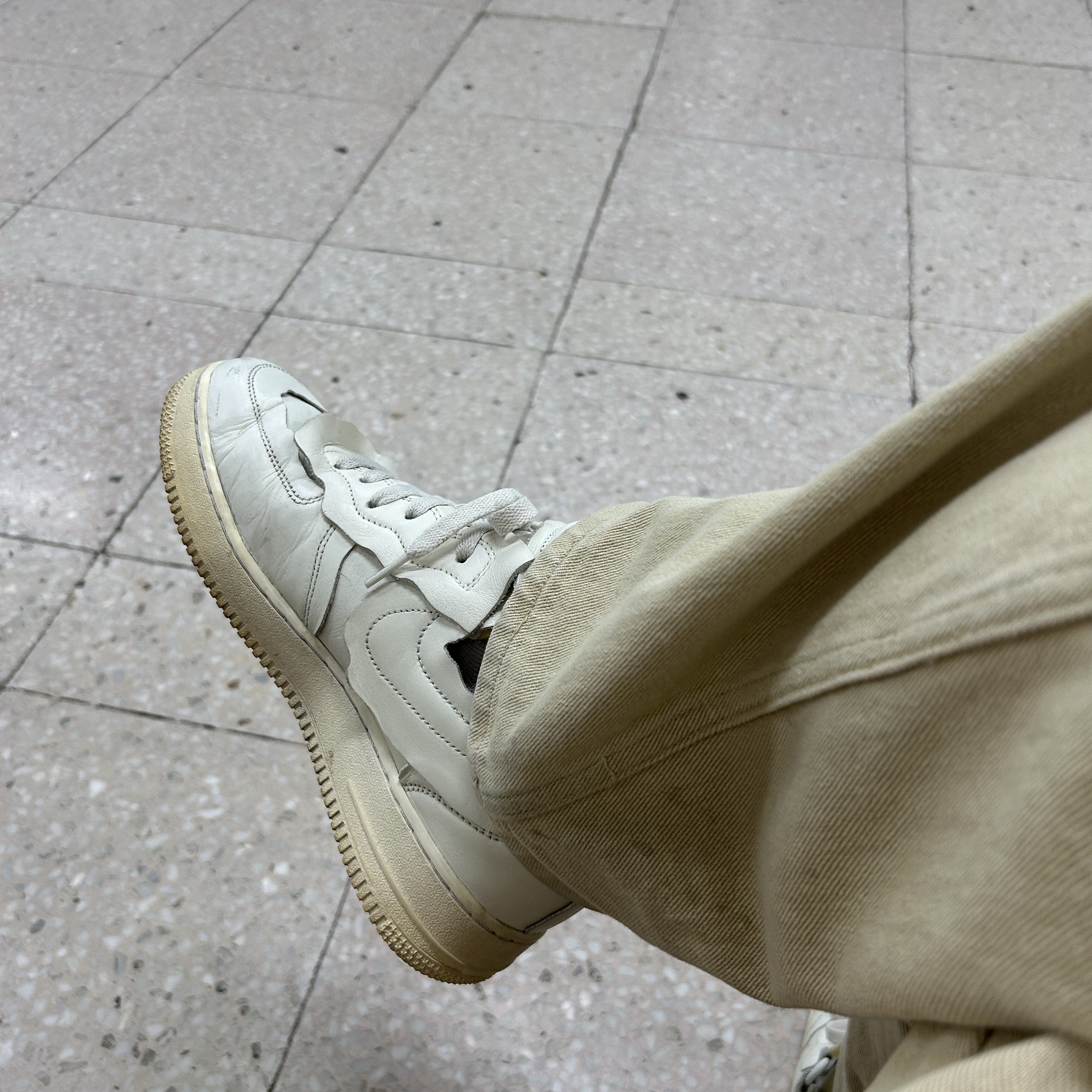 Nike x Comme des Garcons Homme Plus Air Force Mid White 착용 스타일