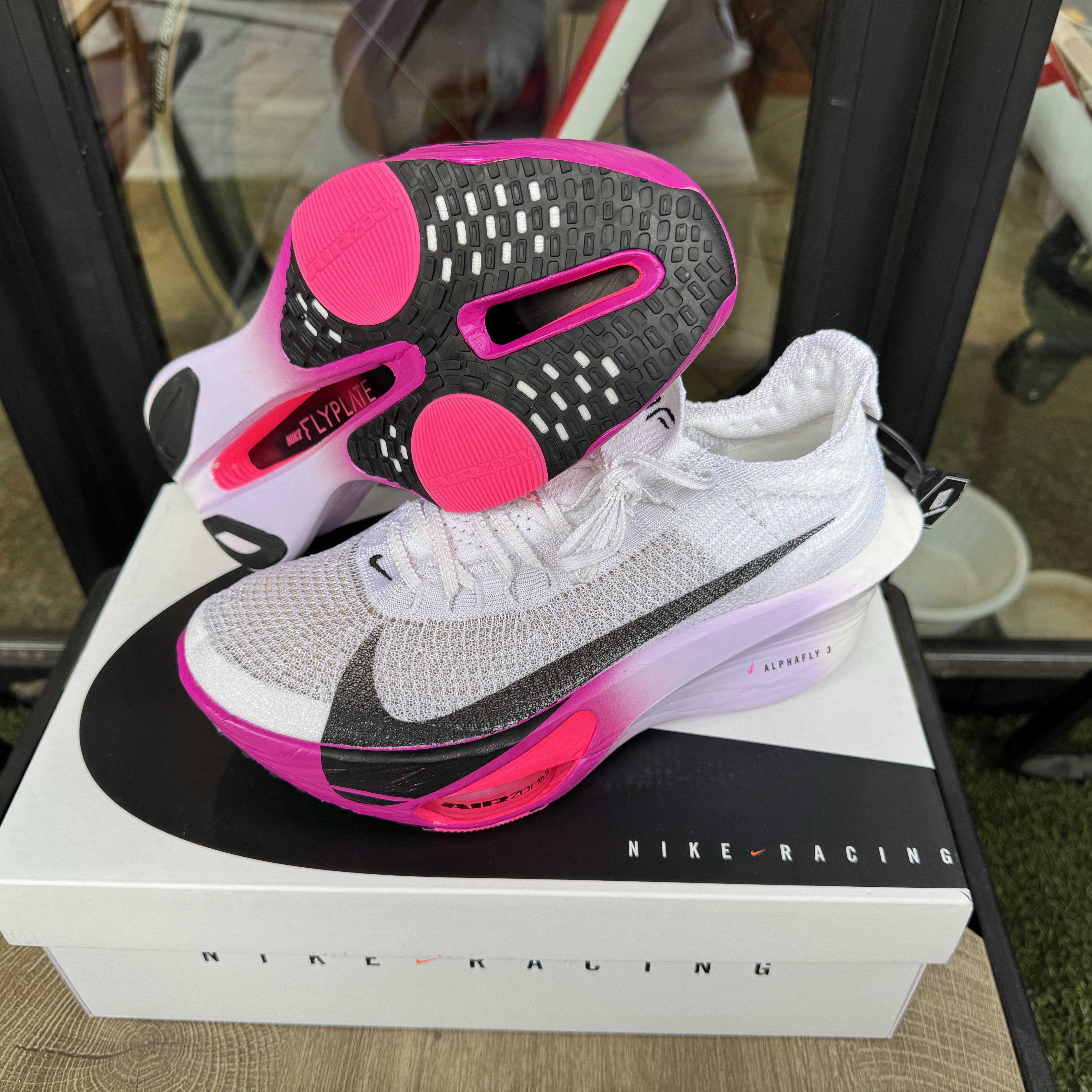 Nike Air Zoom Alphafly Next% 3 Hyper Pink 착용 스타일 - 2