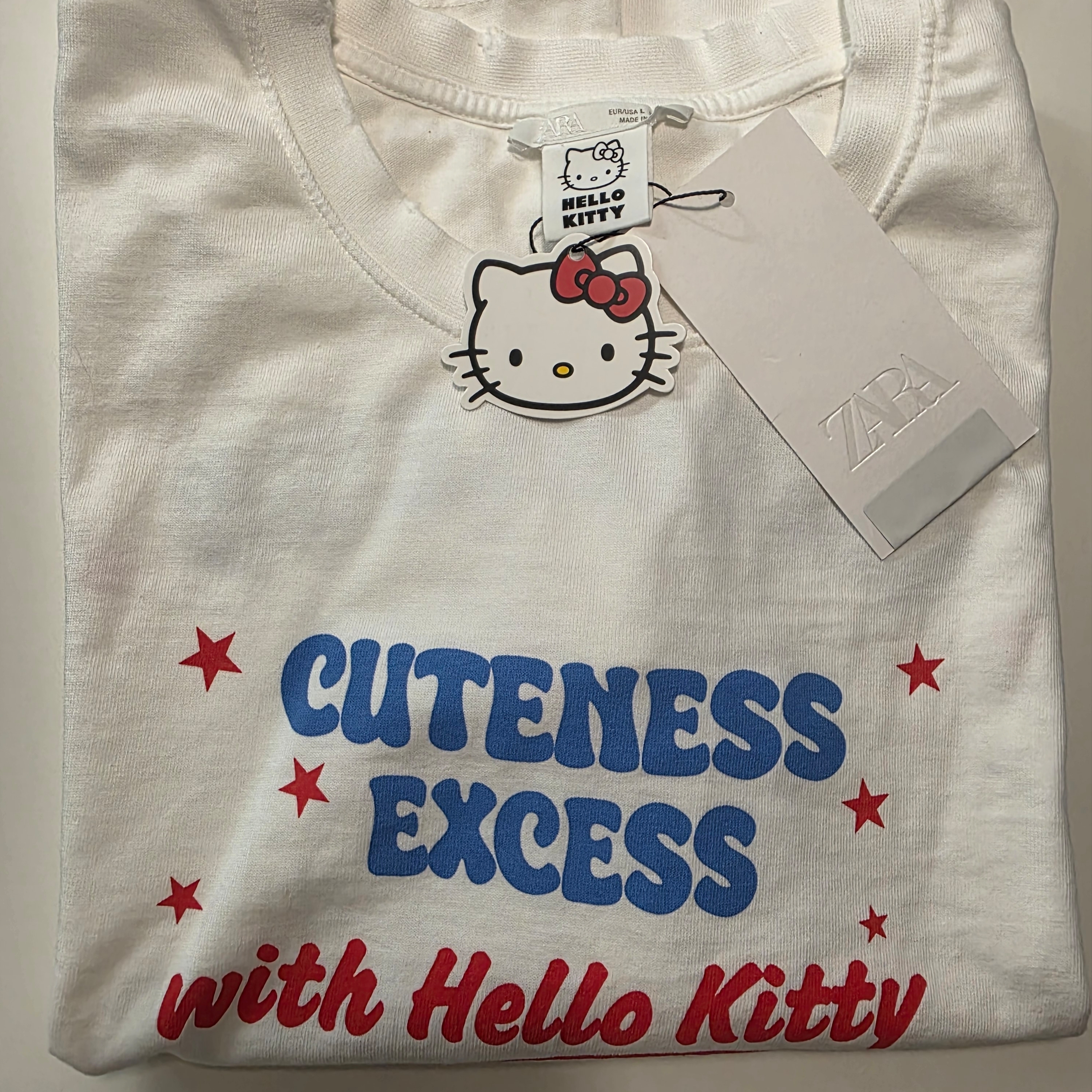 (W) Zara x Hello Kitty Washed Effect T-Shirt White 착용 스타일 - 2