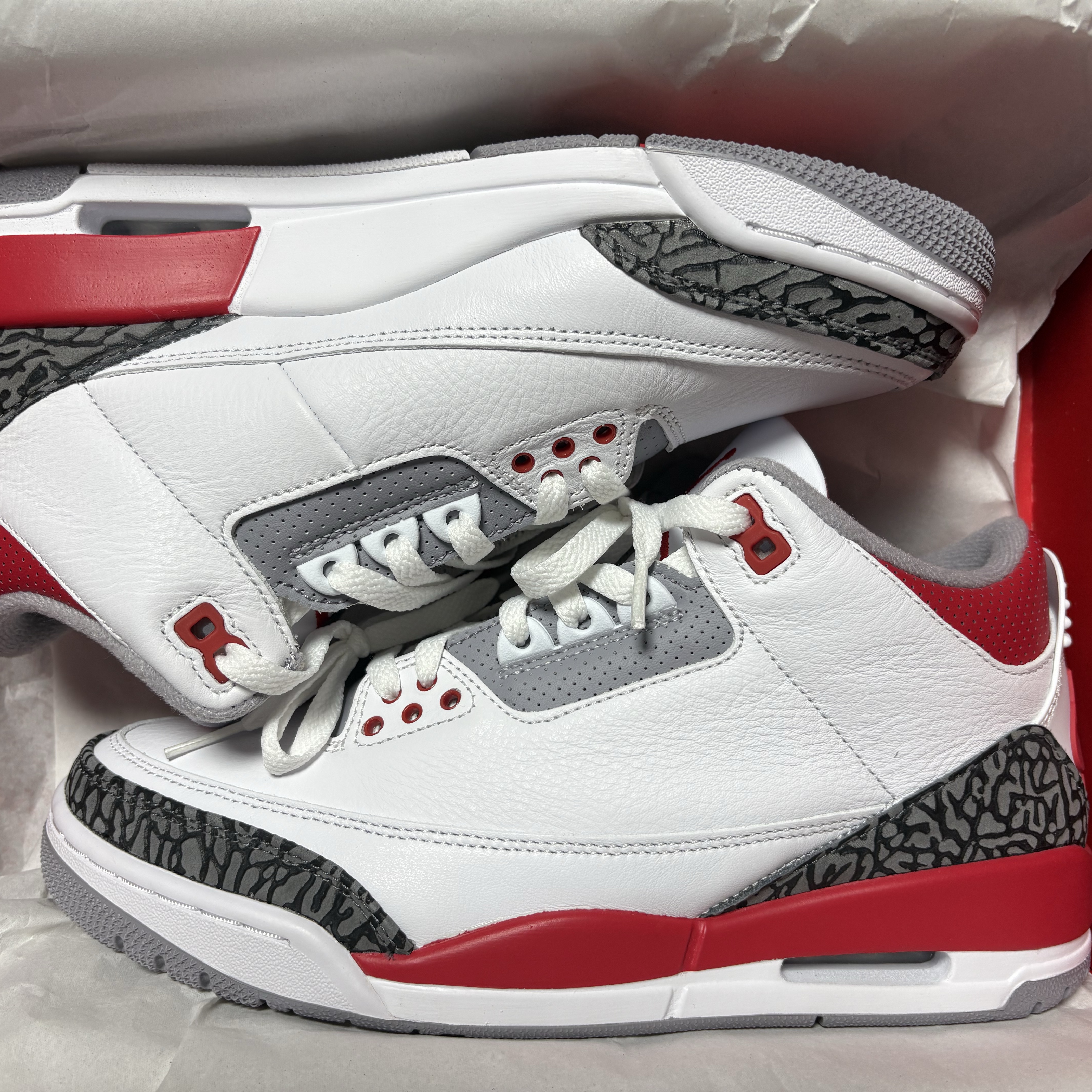 Jordan 3 Retro Fire Red 2022 착용 스타일 - 2