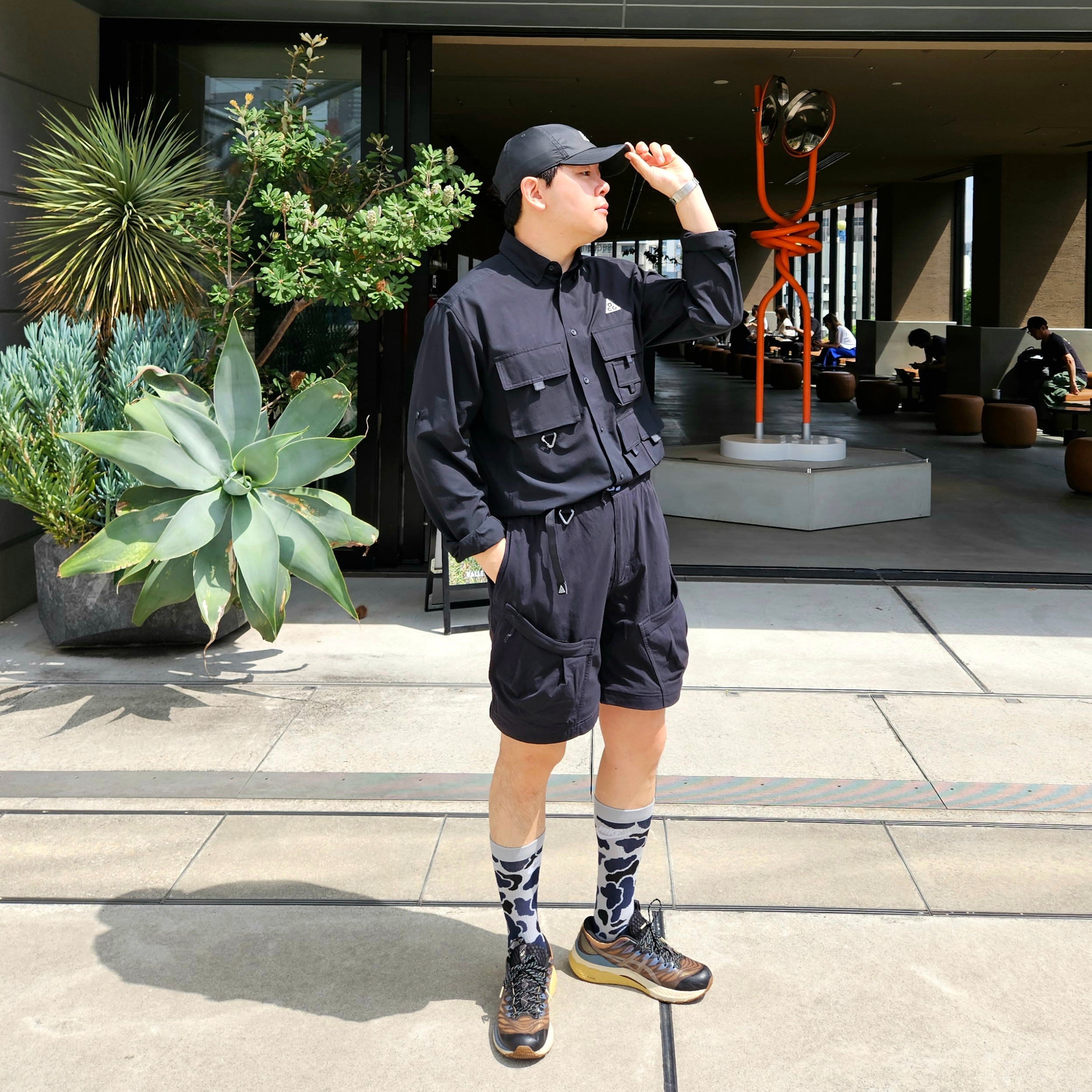 Nike ACG Trail Cap Black, Nike ACG Smith Summit Cargo Pants Black - Asia 착용 스타일 - 3
