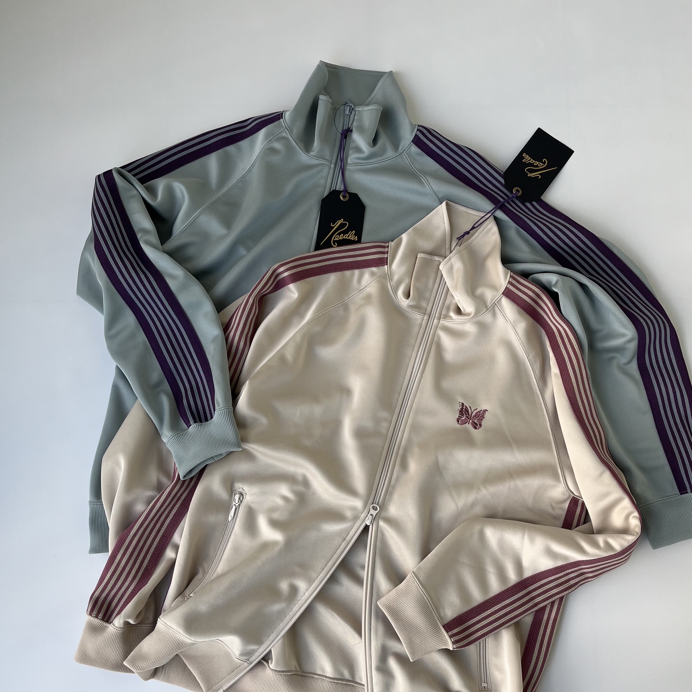 Needles Track Jacket Poly Smooth Ivory, Needles Poly Smooth Track Jacket Saxophone 착용 스타일 - 1