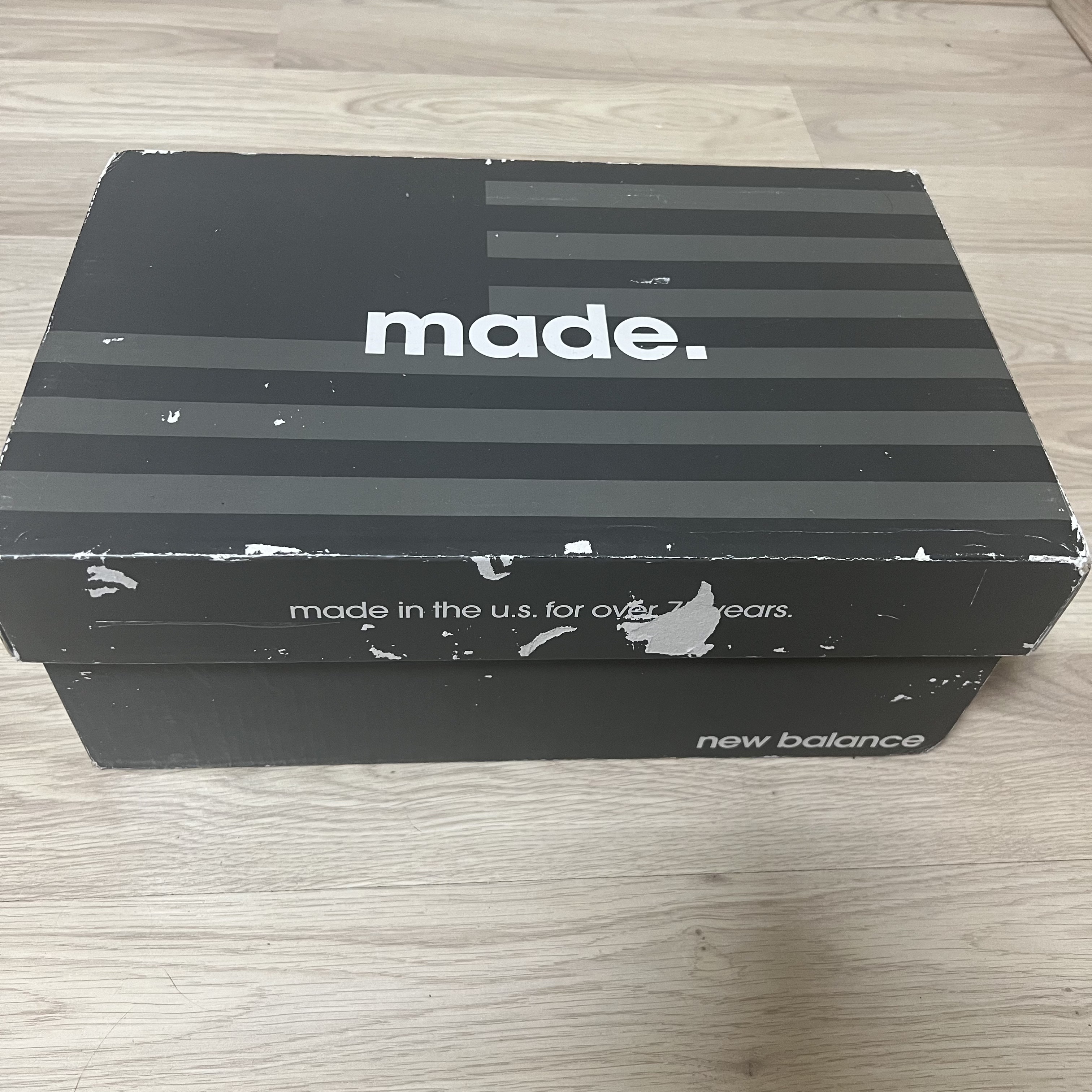 (W) New Balance 993 Made in USA Triple Black - D Wide 착용 스타일 - 2