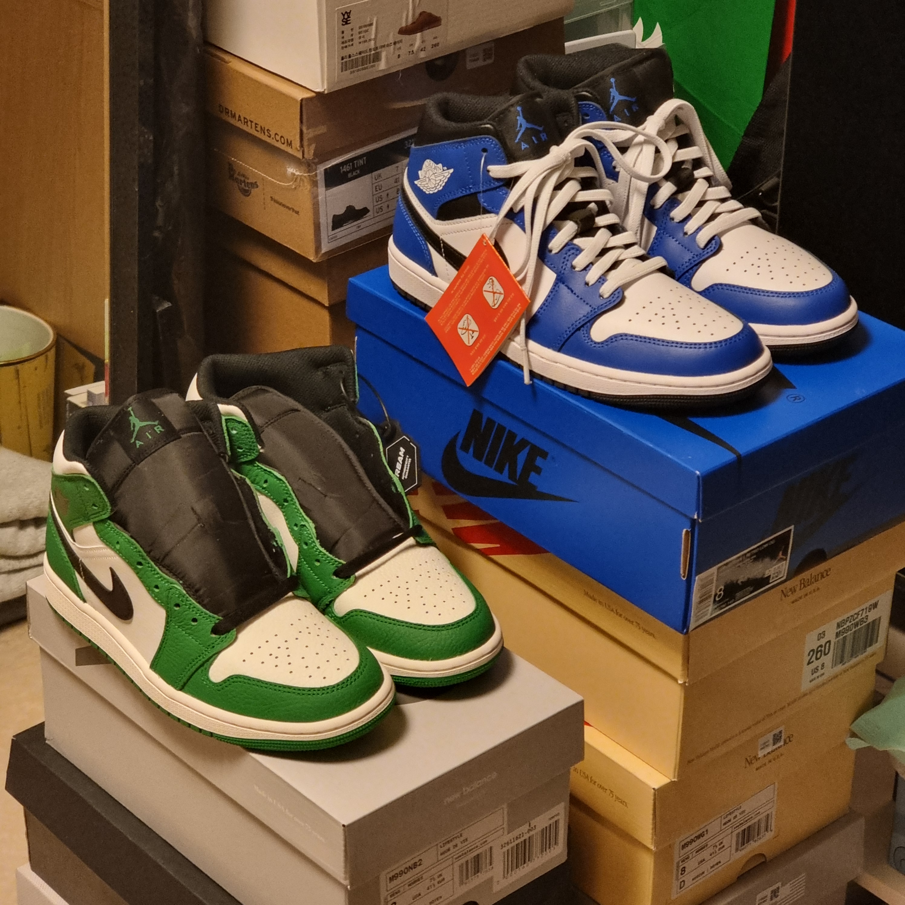Jordan 1 Mid Game Royal White, Jordan 1 Mid Pine Green 착용 스타일