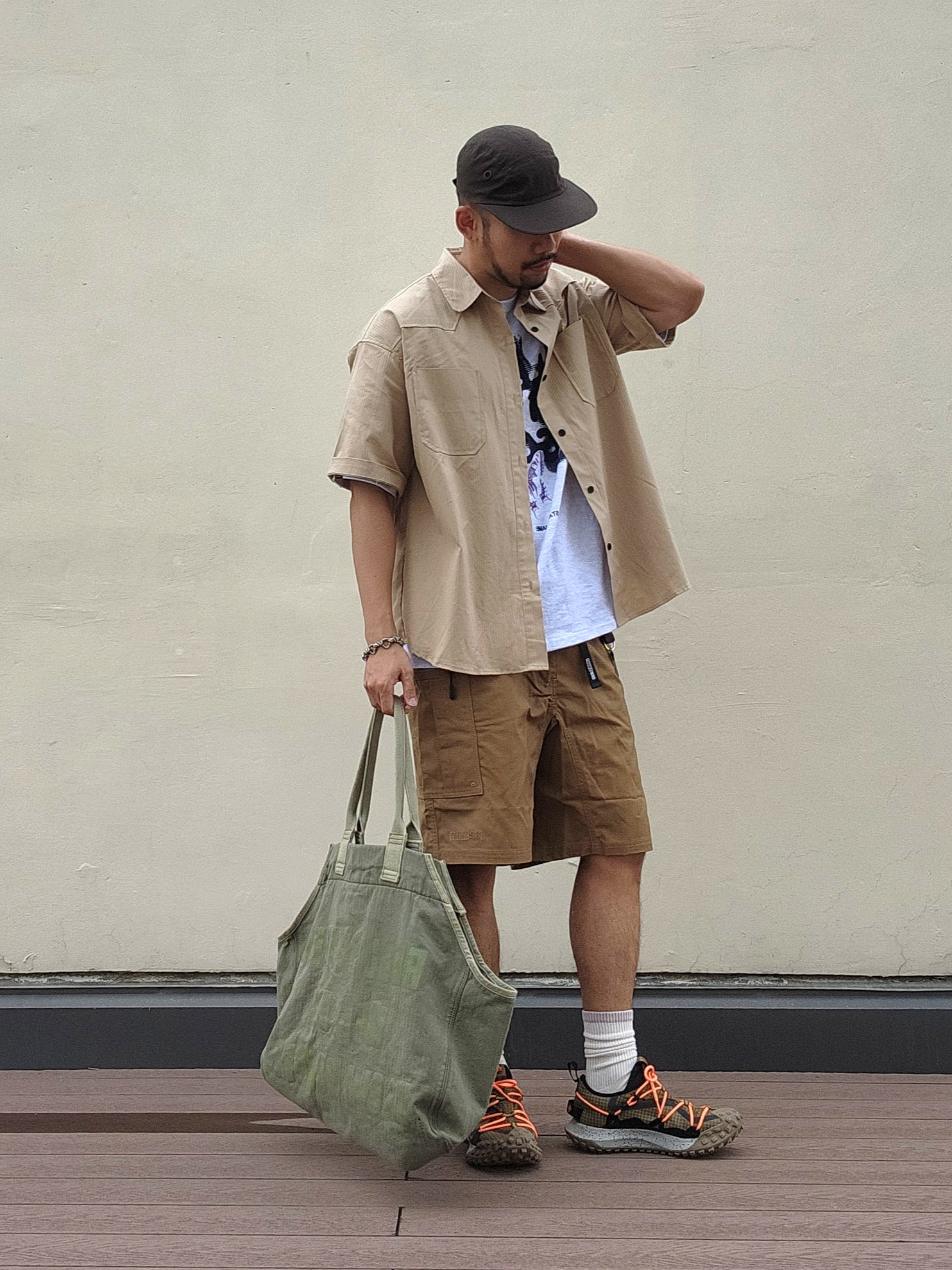 Nike ACG Mountain Fly Low Gore-Tex SE Hazel Rush 착용 스타일 - 2