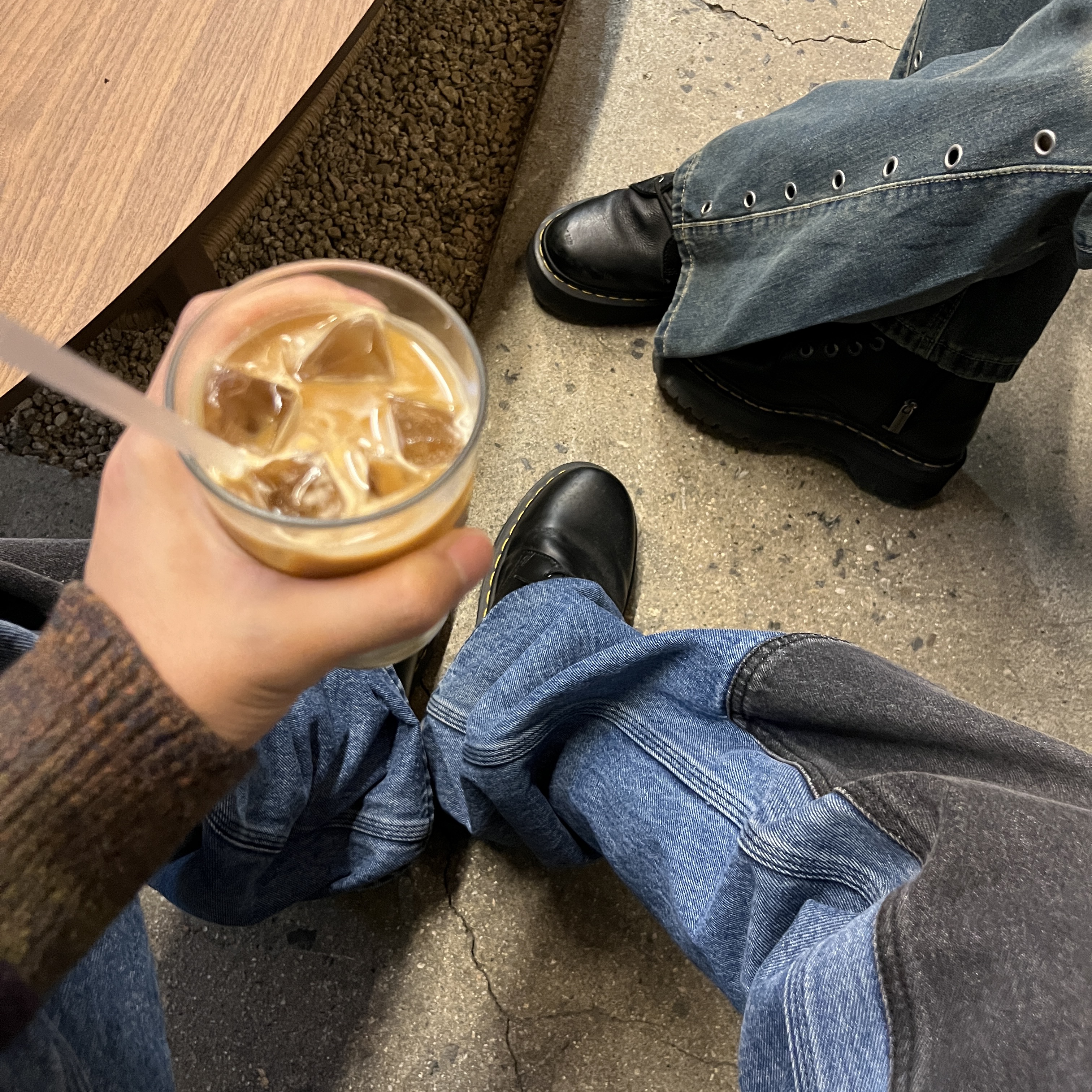 Dr. Martens 1461 Smooth Black 착용 스타일