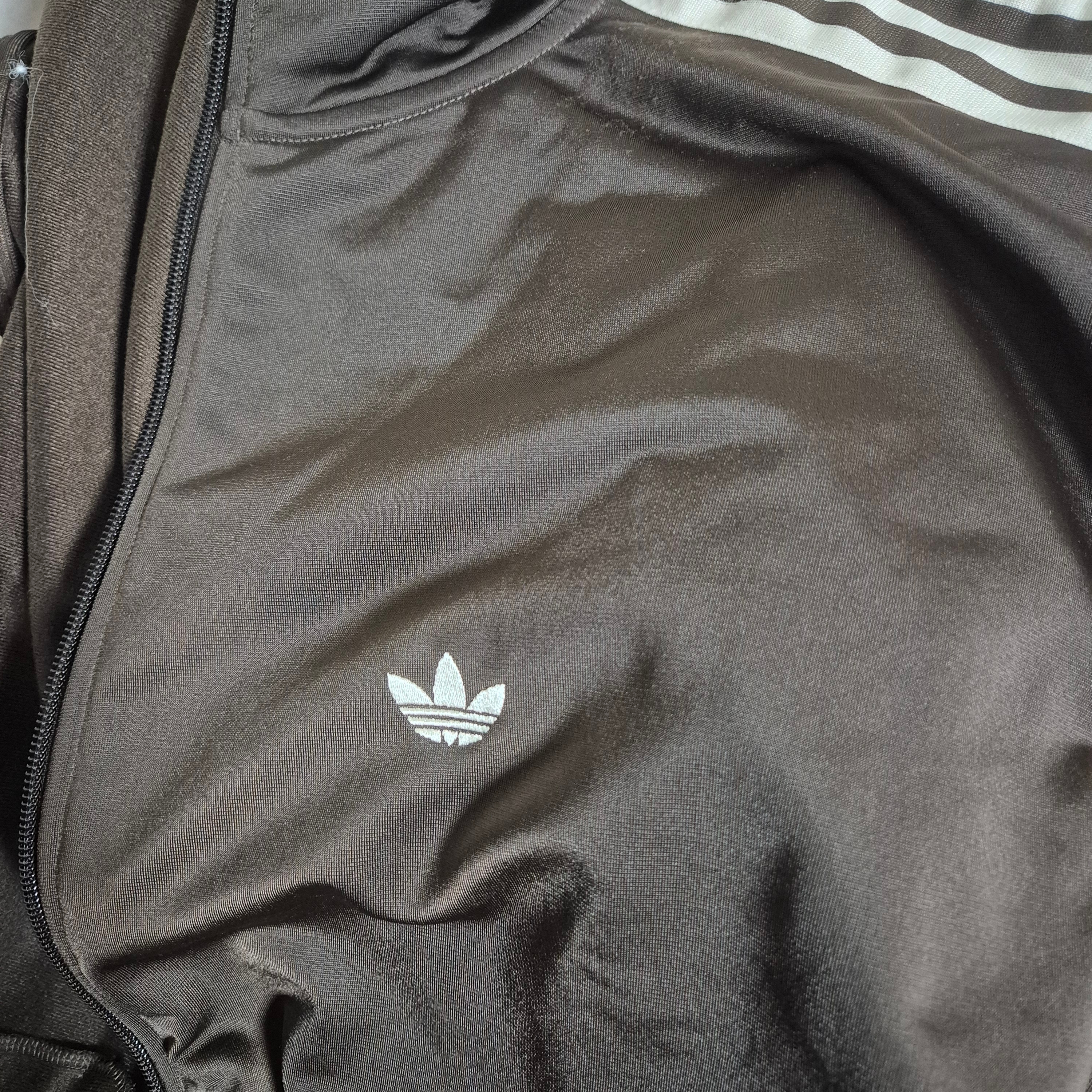 Adidas Originals Track Jacket Gender Neutral Dark Brown Wonder White - KR Sizing 착용 스타일