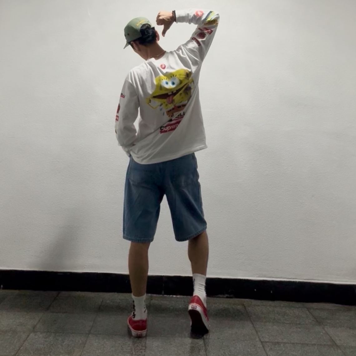 Supreme x SpongeBob SquarePants Castelli Racing L/S T-Shirt White - 25SS 착용 스타일 - 1