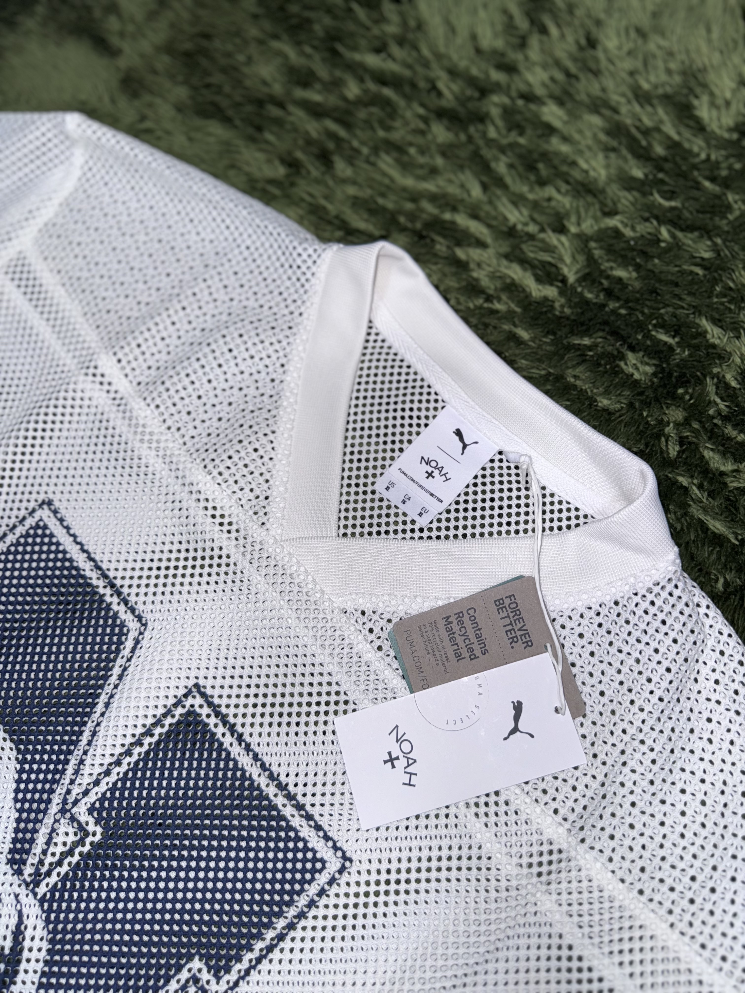 Puma x Noah Mesh Practice Top White 착용 스타일 - 2