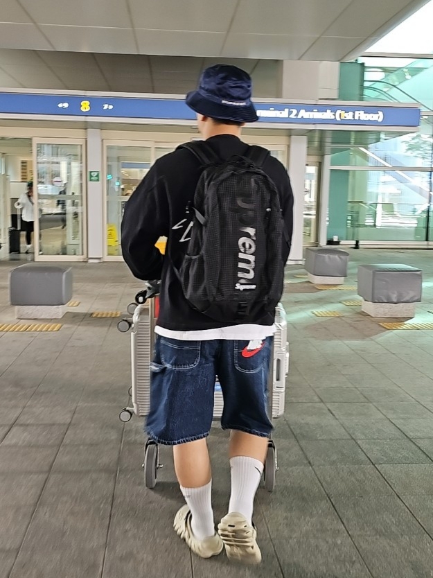 Supreme x Nike Dazzle Crusher Navy - 24SS, Nike x Stussy Long Sleeve Top Black (FJ9164-010) 착용 스타일