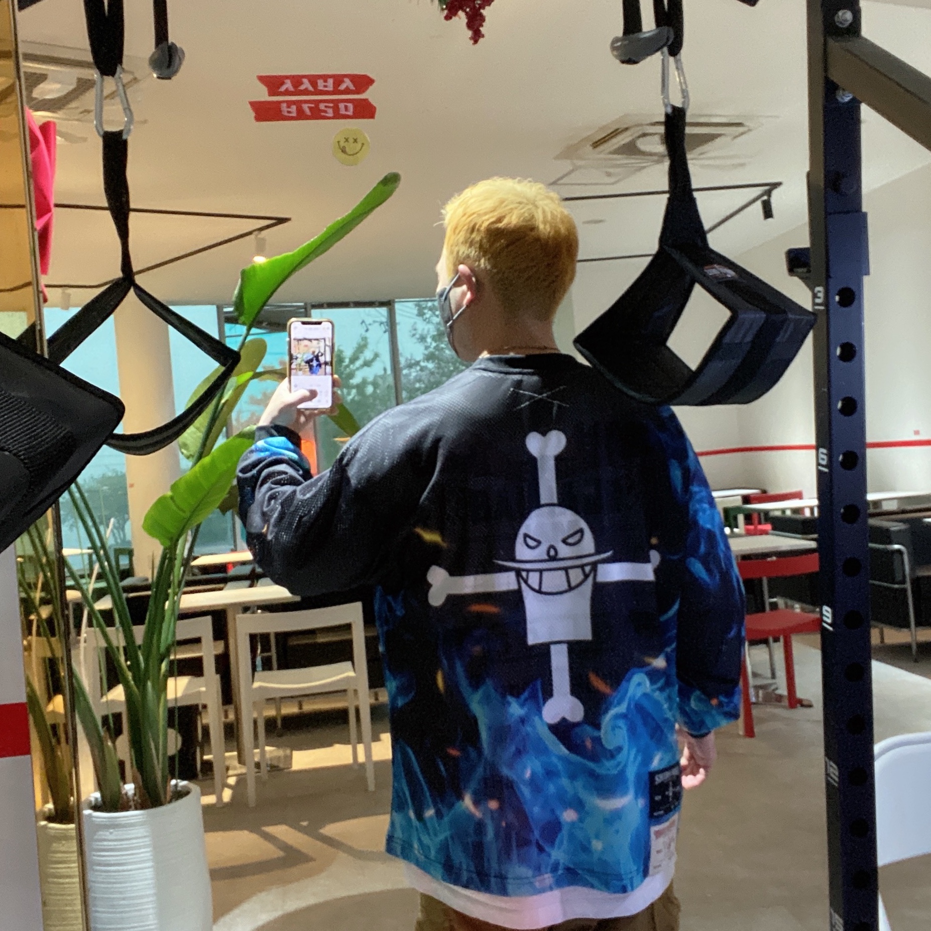 [Last-Order] True Religion x One Piece Phoenix Mesh Long Sleeve Black 착용 스타일 - 2