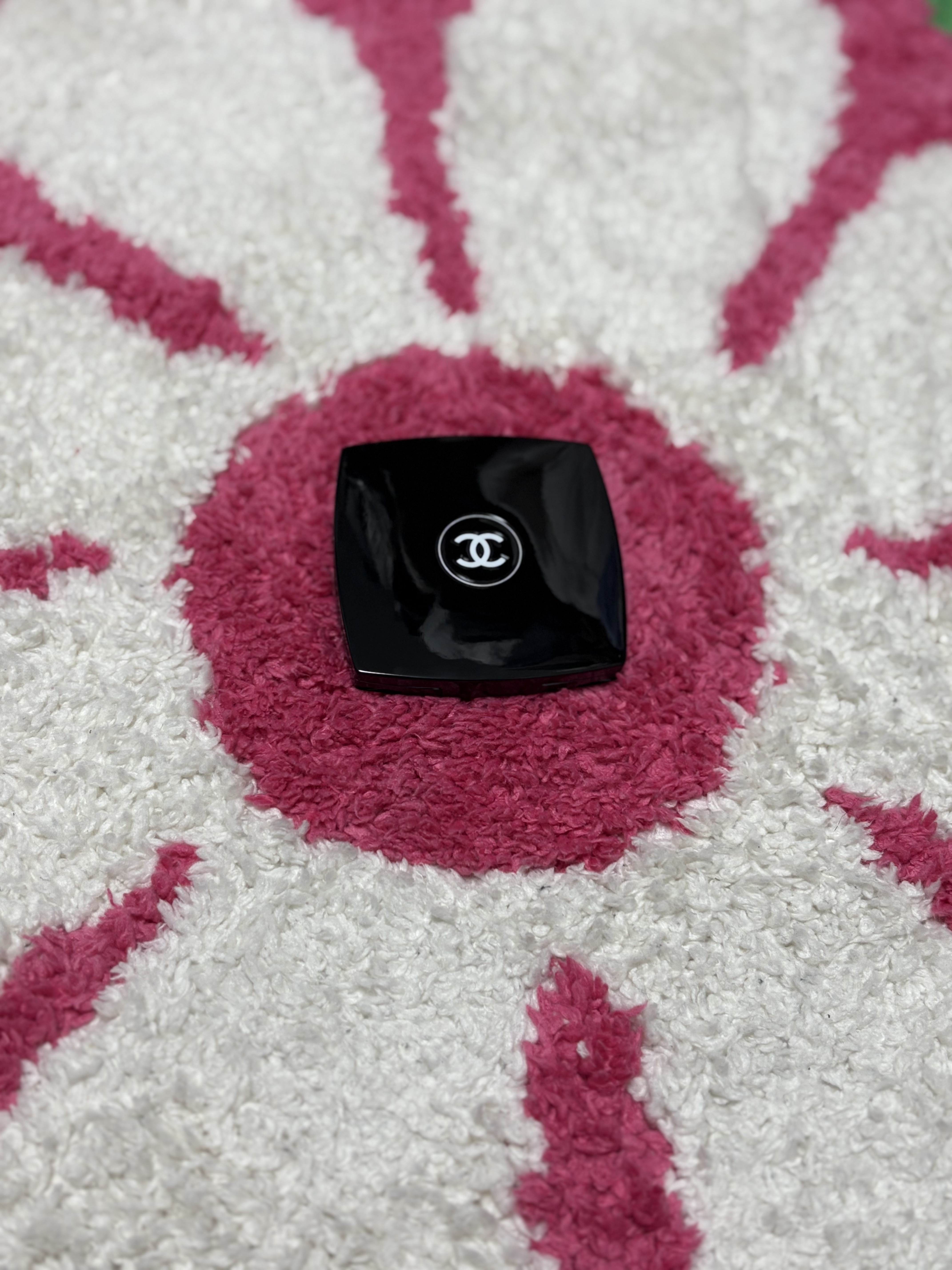 Chanel Miroir Double Facette 착용 스타일