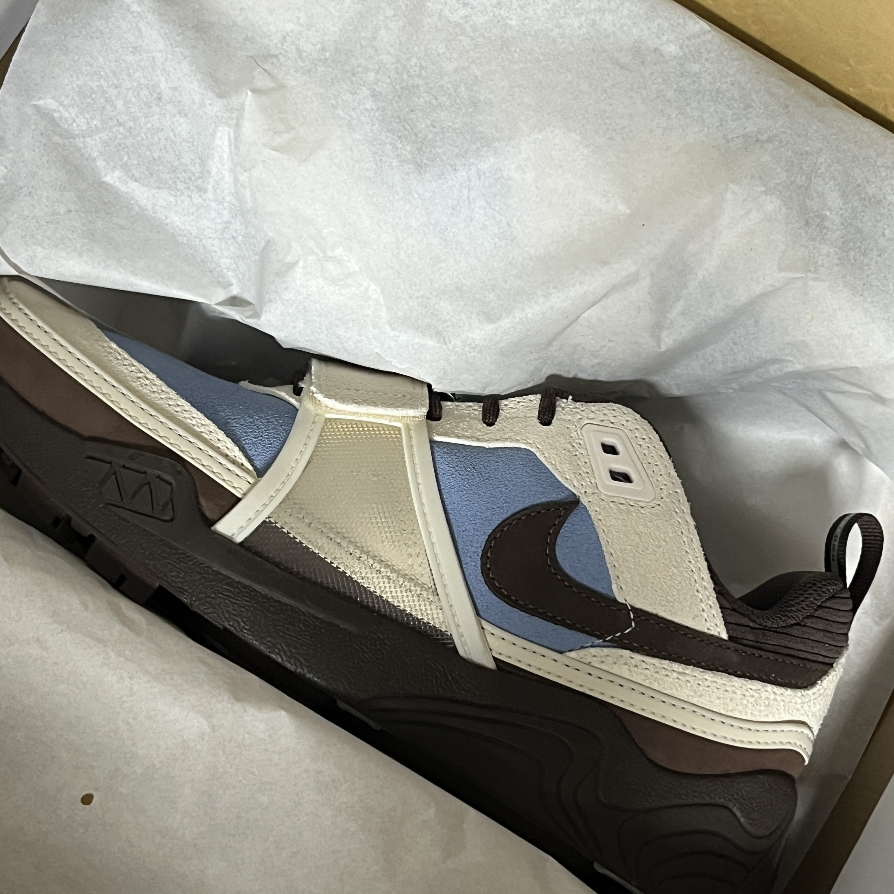 Nike x Travis Scott Zoom Field Jaxx Pale Ivory and Leche Blue 착용 스타일 - 3