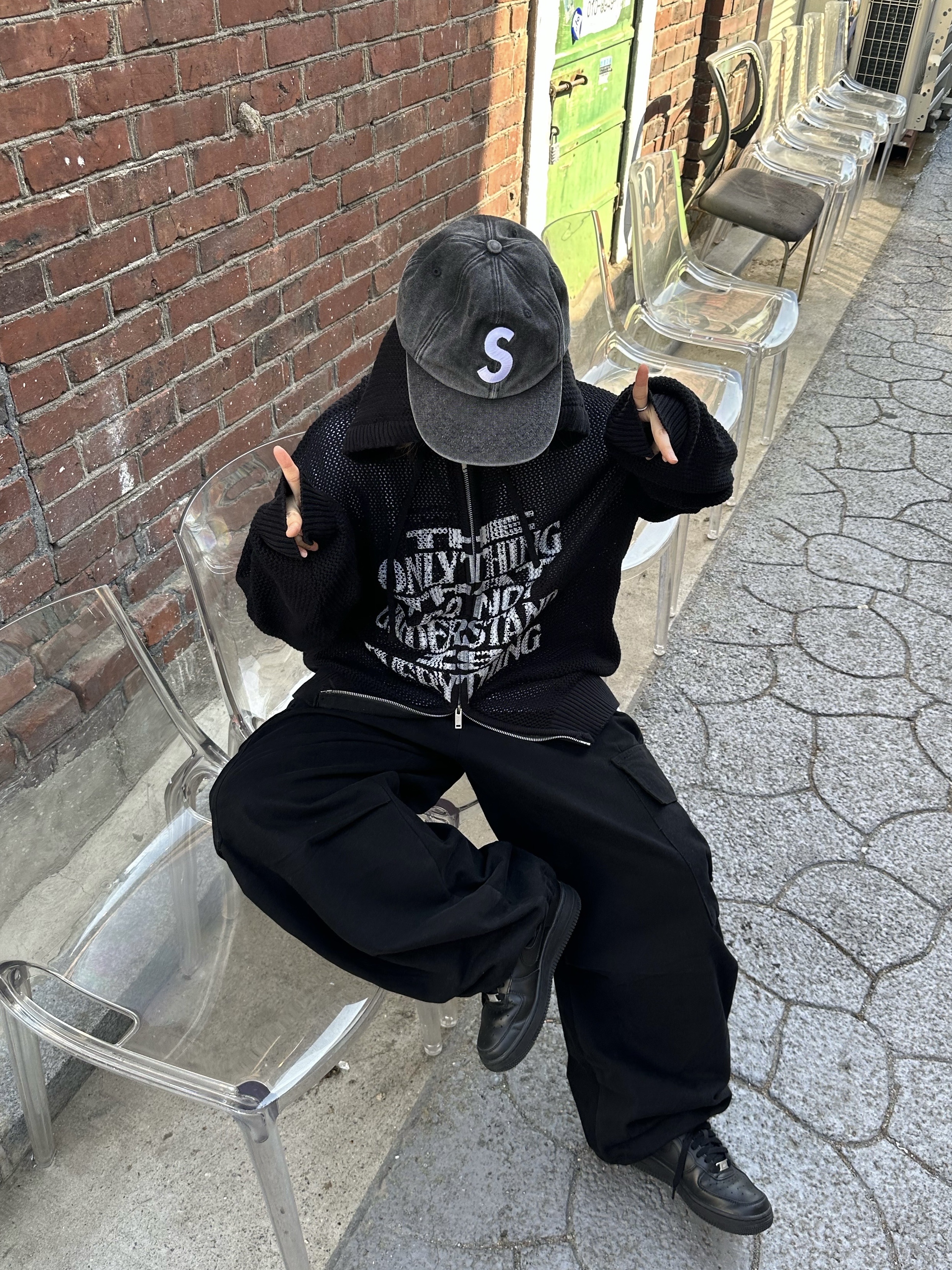 Supreme Pigment Canvas S Logo 6-Panel Black - 23SS, (W) Nike Air Force 1 '07 Low Triple Black 착용 스타일 - 5