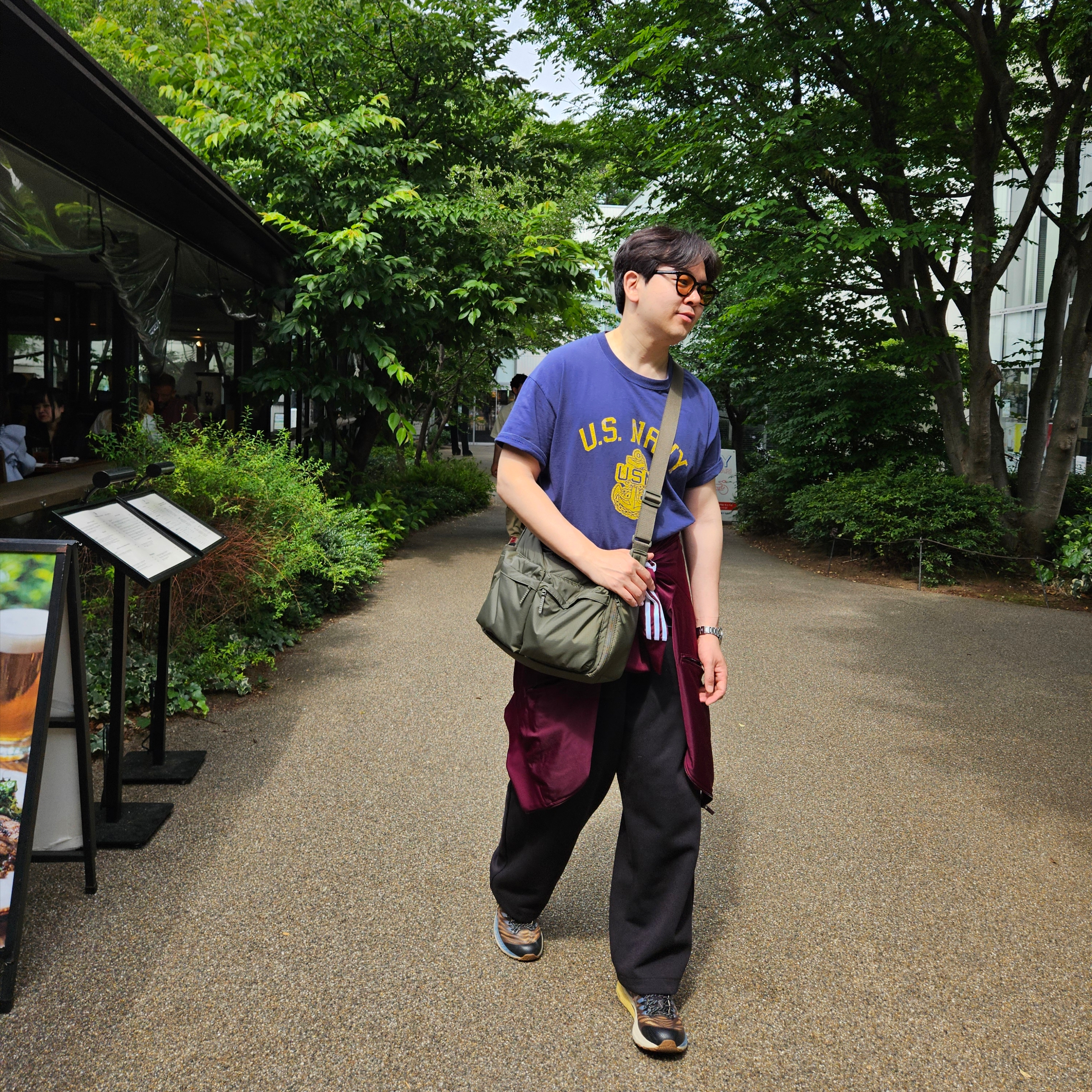 (W) Asics FN3-S Gel-Kayano 28 Anthracite Antique Gold, Adidas Adicolor Classic Firebird Track Top Maroon - KR Sizing 착용 스타일 - 4