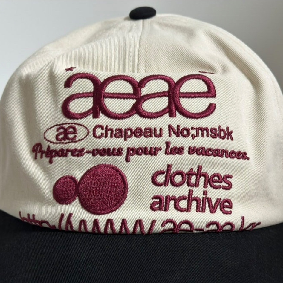 AEAE Web Logo 5 Pannel Ball Cap Ecru & Black 착용 스타일 - 2