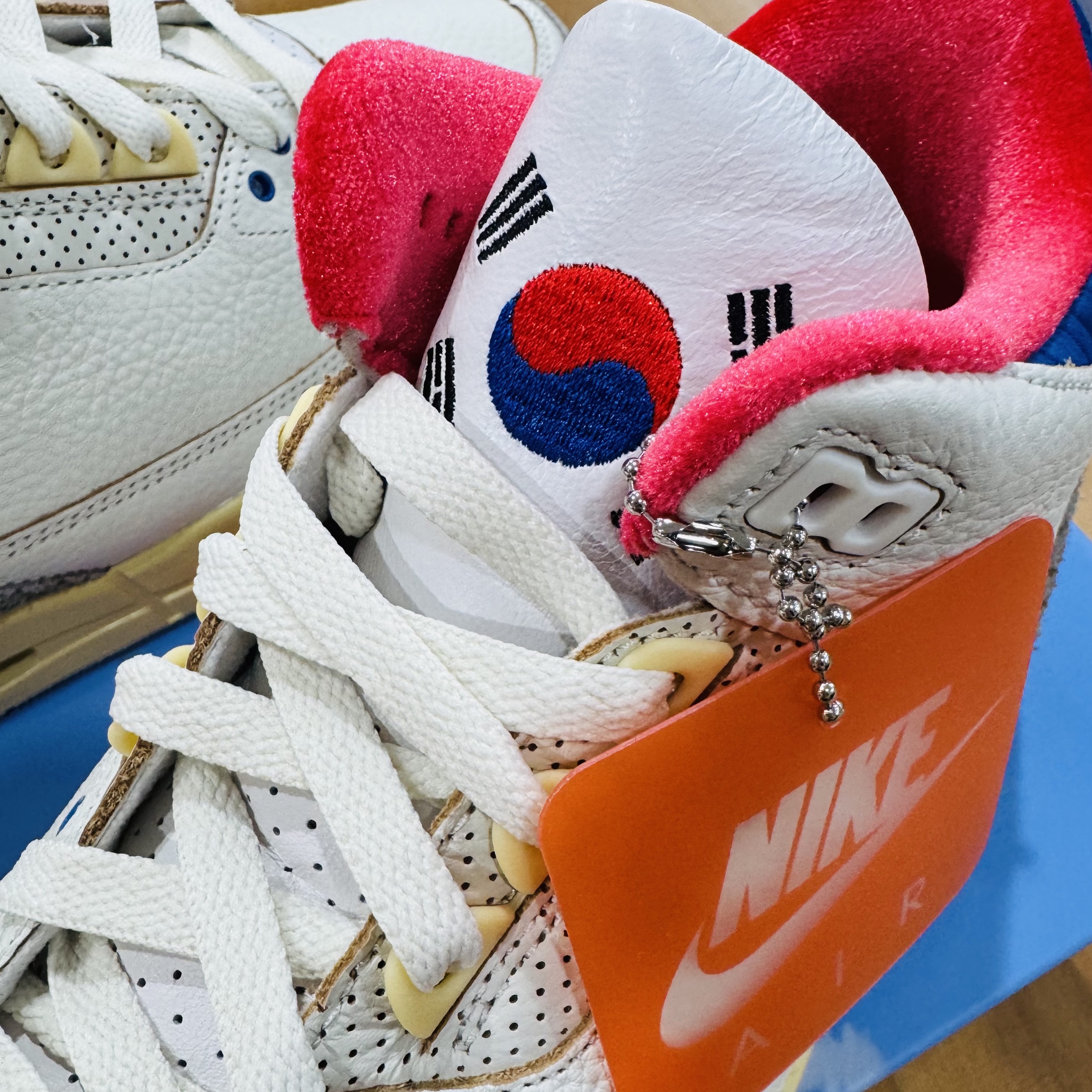 Jordan 3 Retro Seoul 2.0 착용 스타일 - 3