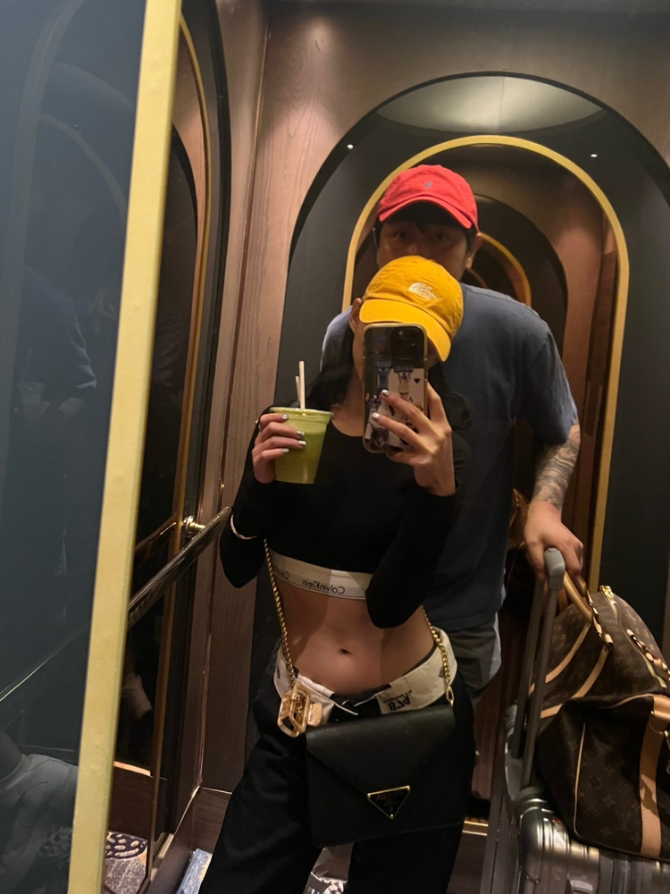 KREAM 프로필 이미지