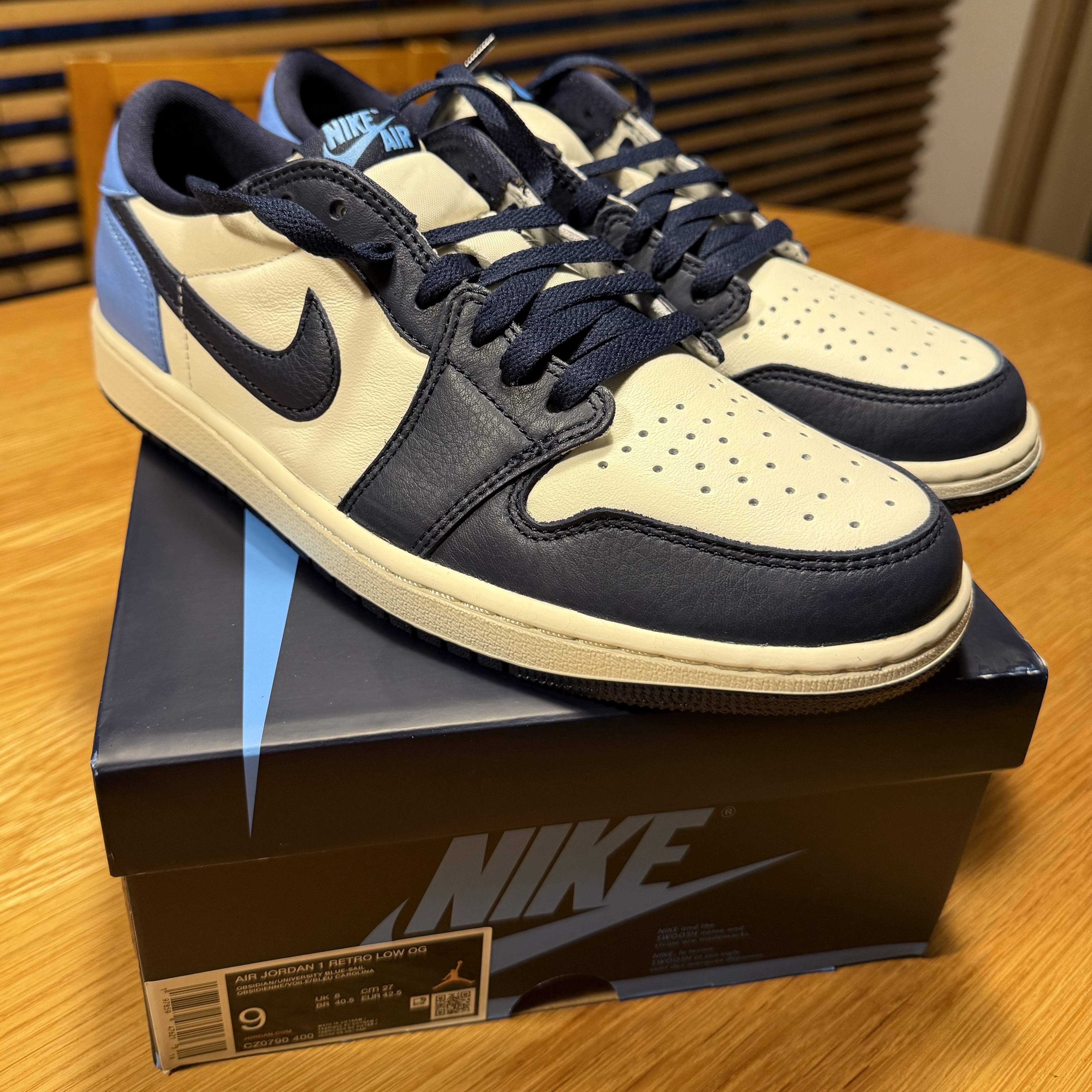Jordan 1 Low Obsidian 착용 스타일