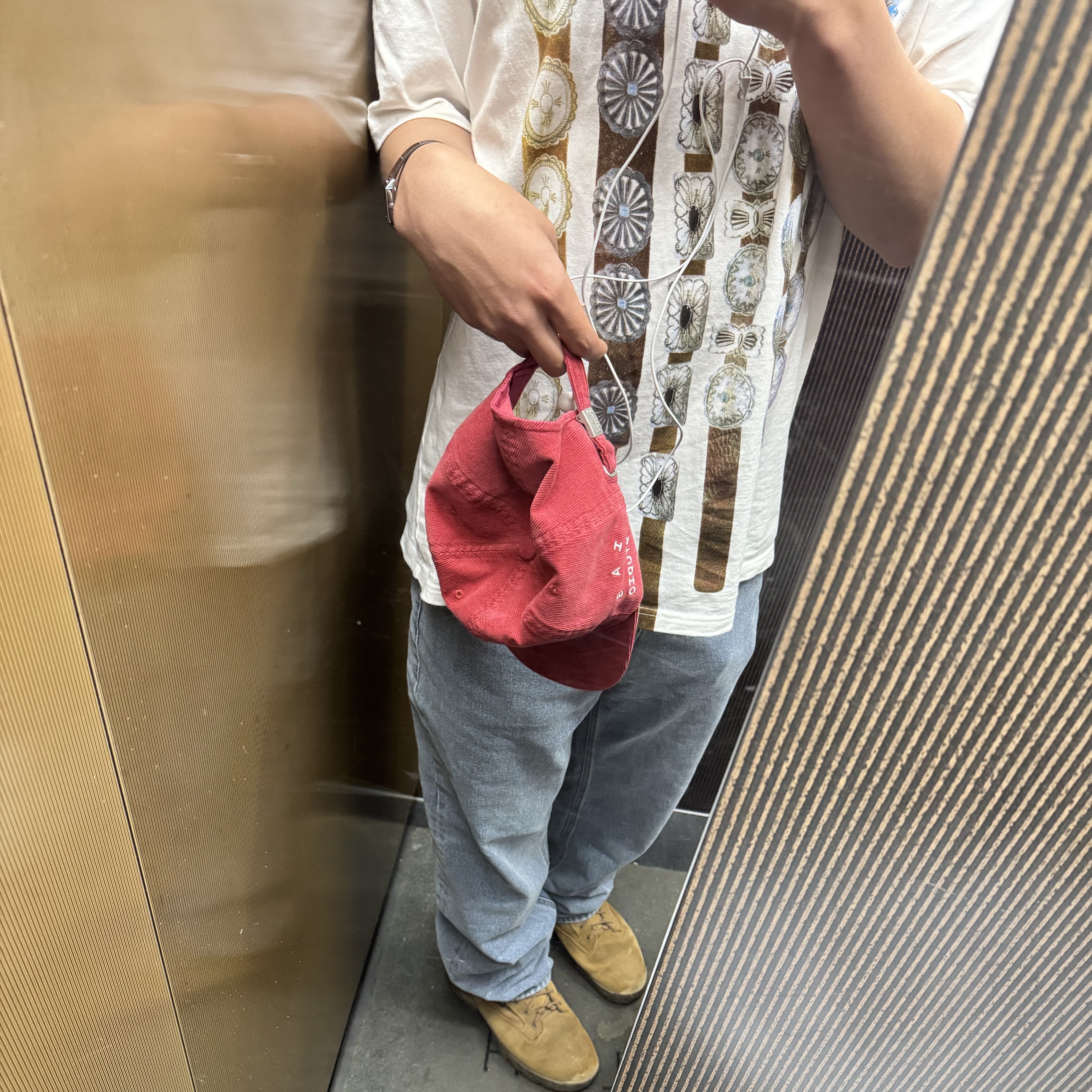 Kapital 20 Crew T-Shirt White, IAB Studio x Pokemon Swallowed Up Pikachu Cap Red - Offline Store Exclusive 착용 스타일