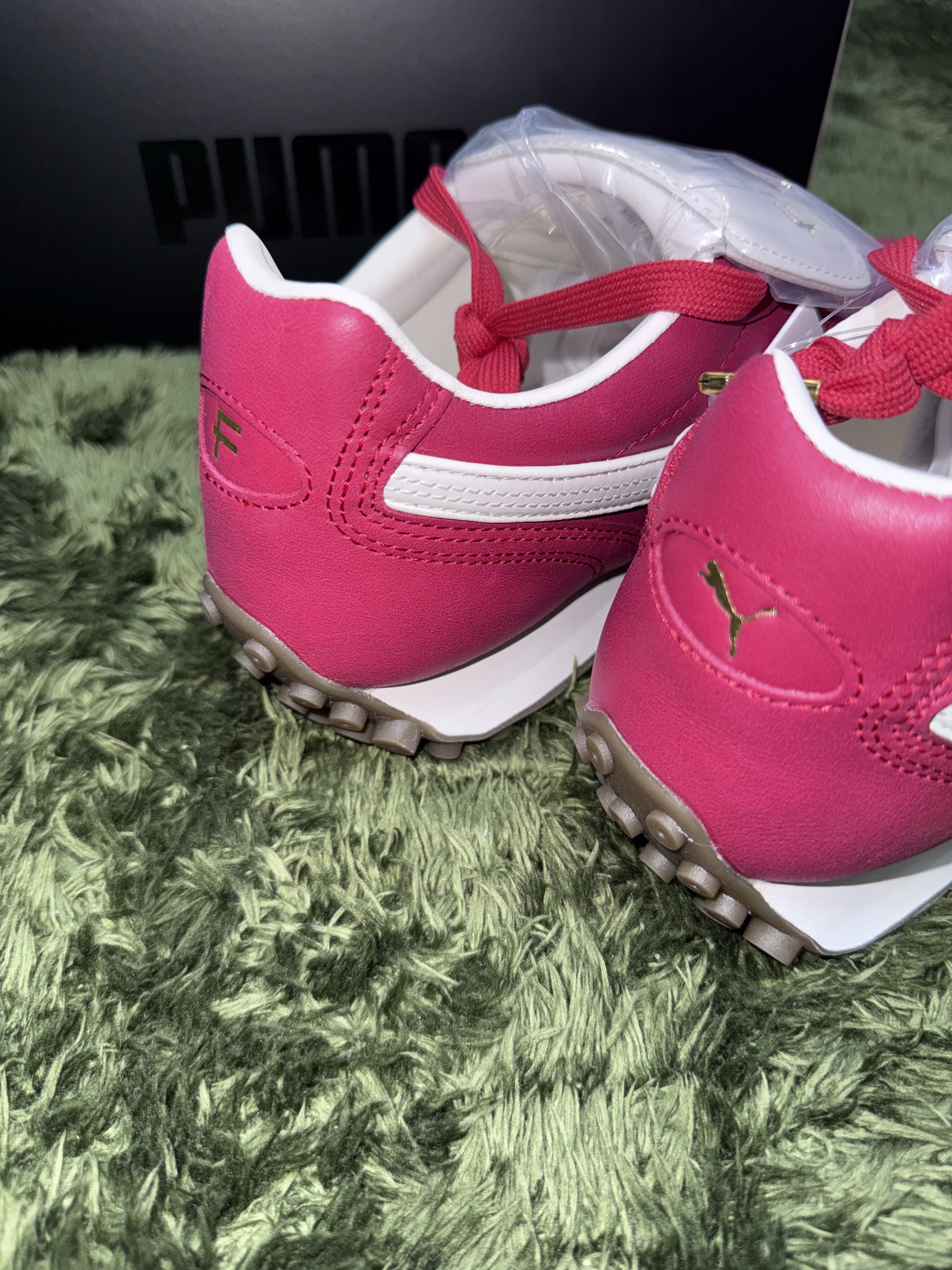 Puma x Fenty Avanti L Club Red Gum 착용 스타일 - 6