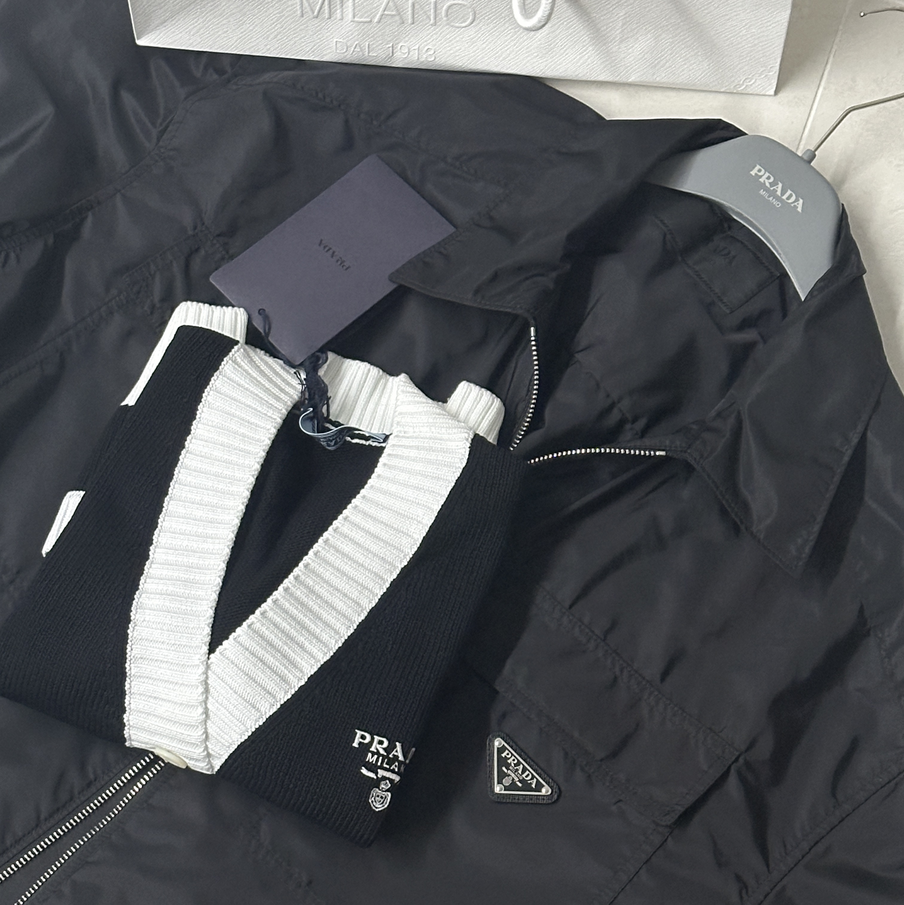 (W) Prada Cropped Cotton Cardigan Black White, Prada Short Sleeve Shirt in Lightweight Re-Nylon Black 착용 스타일 - 2