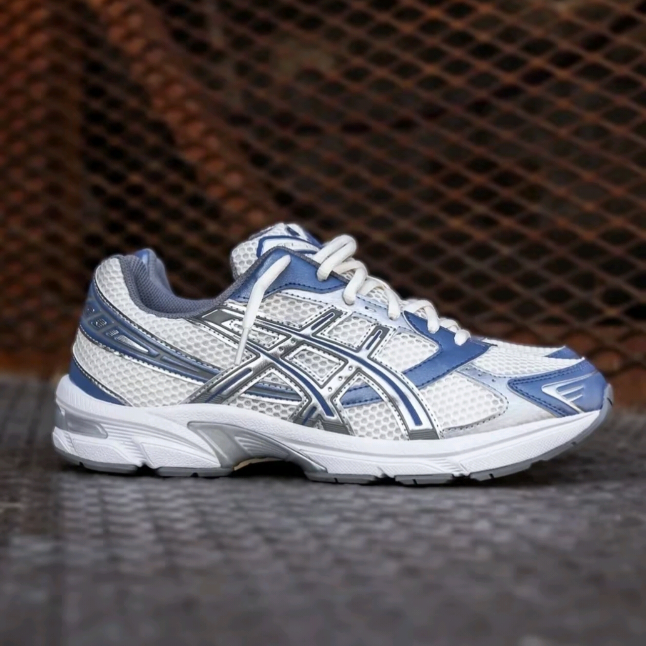 Asics Gel-1130 Cream Blueberry 착용 스타일