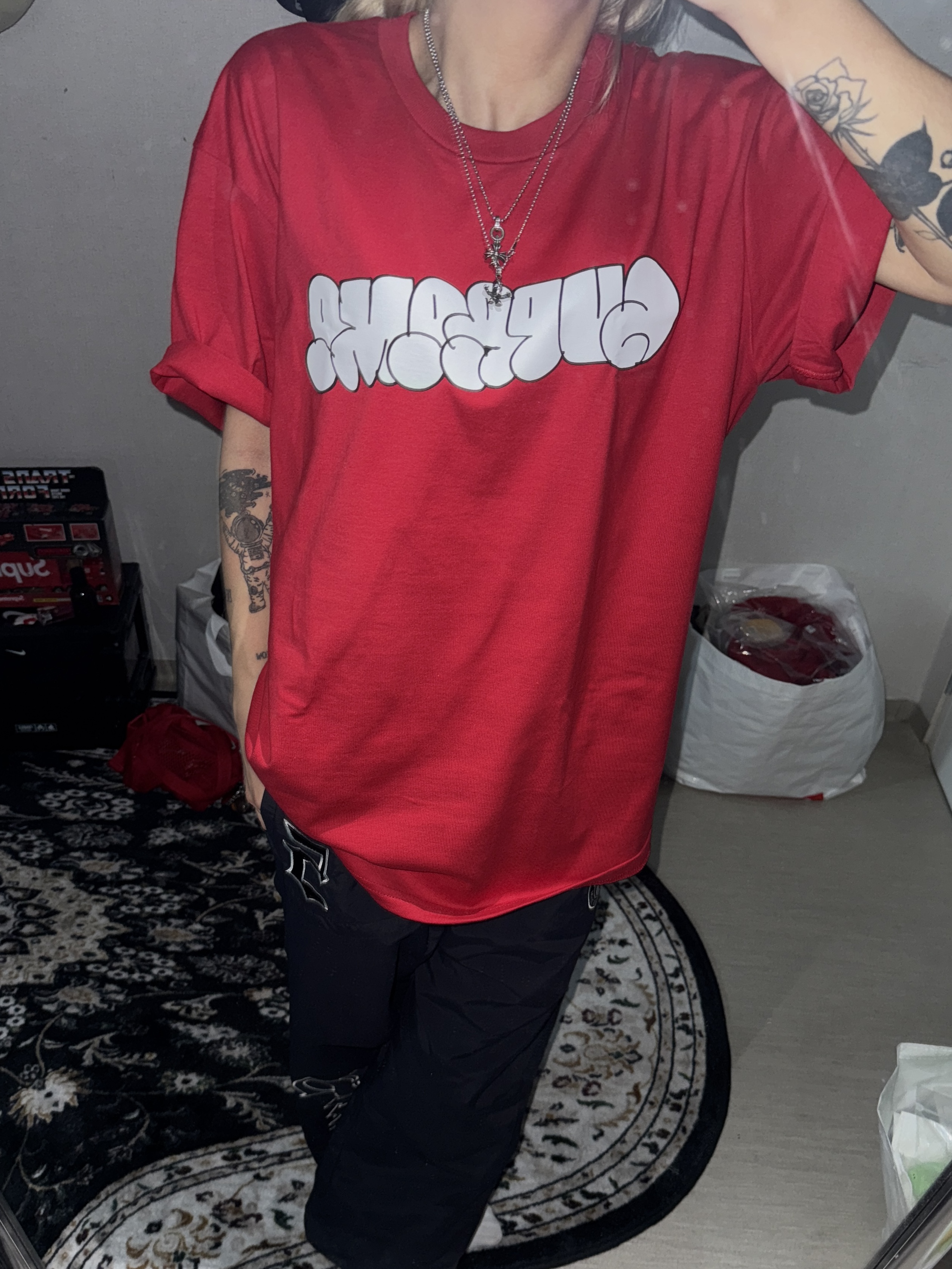 Supreme x Homerun T-Shirt Red - 25SS, Supreme Old English Track Pants Black - 25SS 착용 스타일 - 2