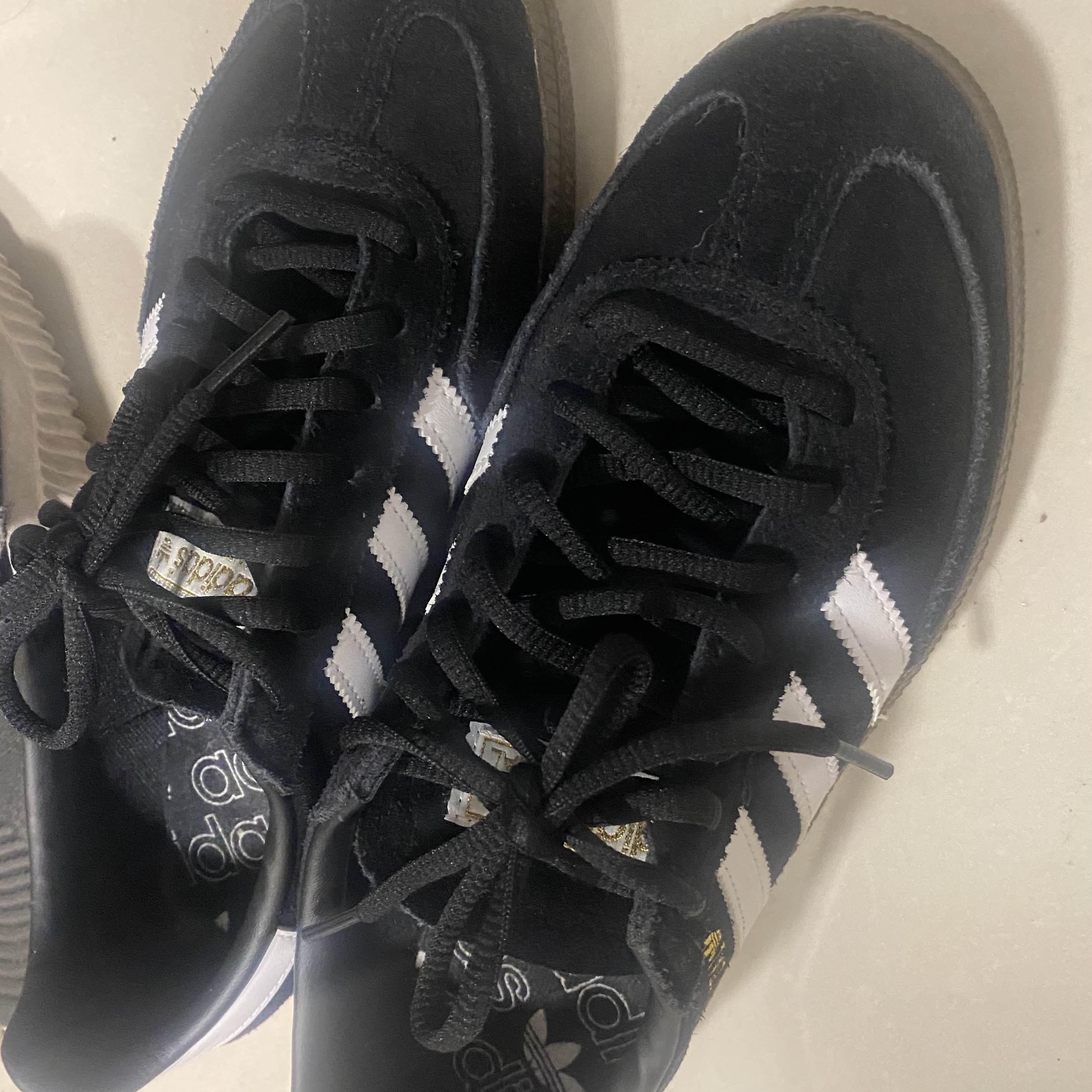 Adidas Spezial Handball Core Black 착용 스타일