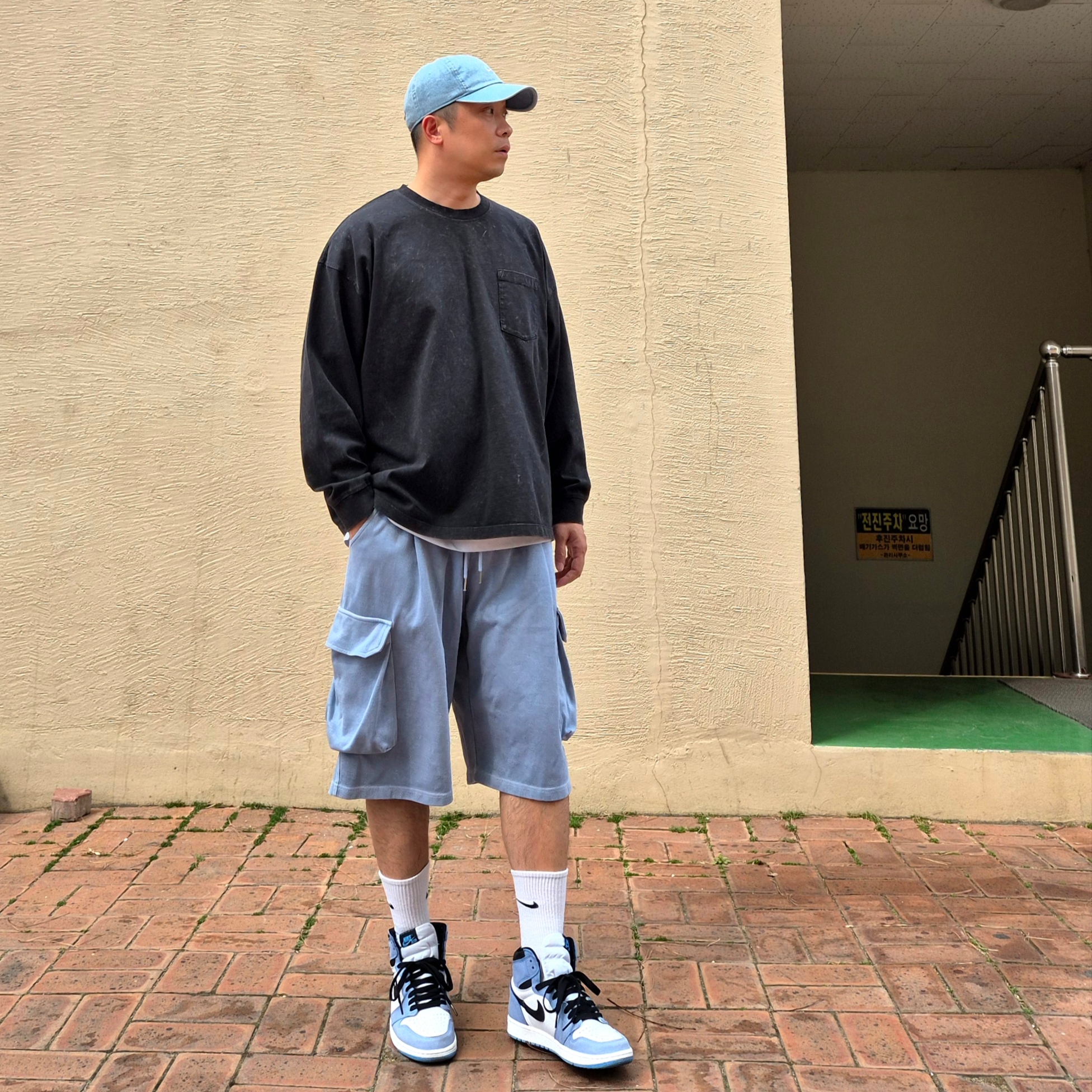 Jordan 1 Retro High OG University Blue, Nike Club Unstructured Denim Cap Aegean Storm Thunder Blue 착용 스타일 - 1