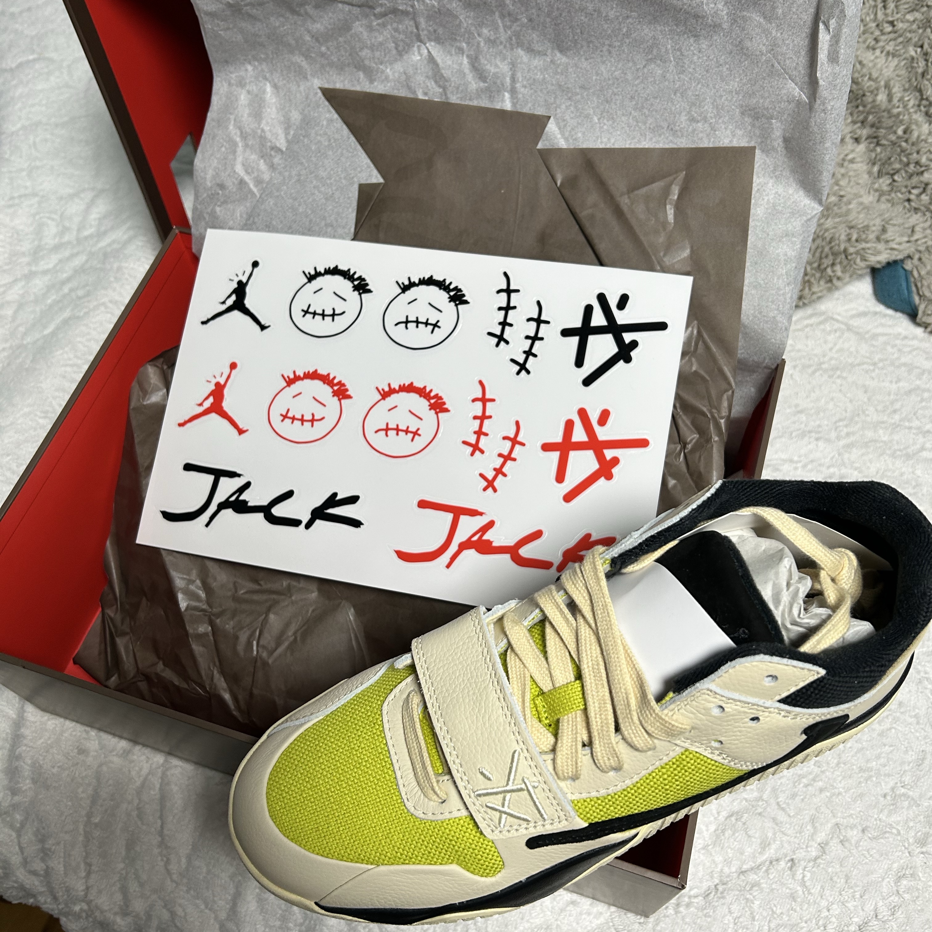 Jordan x Travis Scott Jumpman Jack TR Bright Cactus 착용 스타일