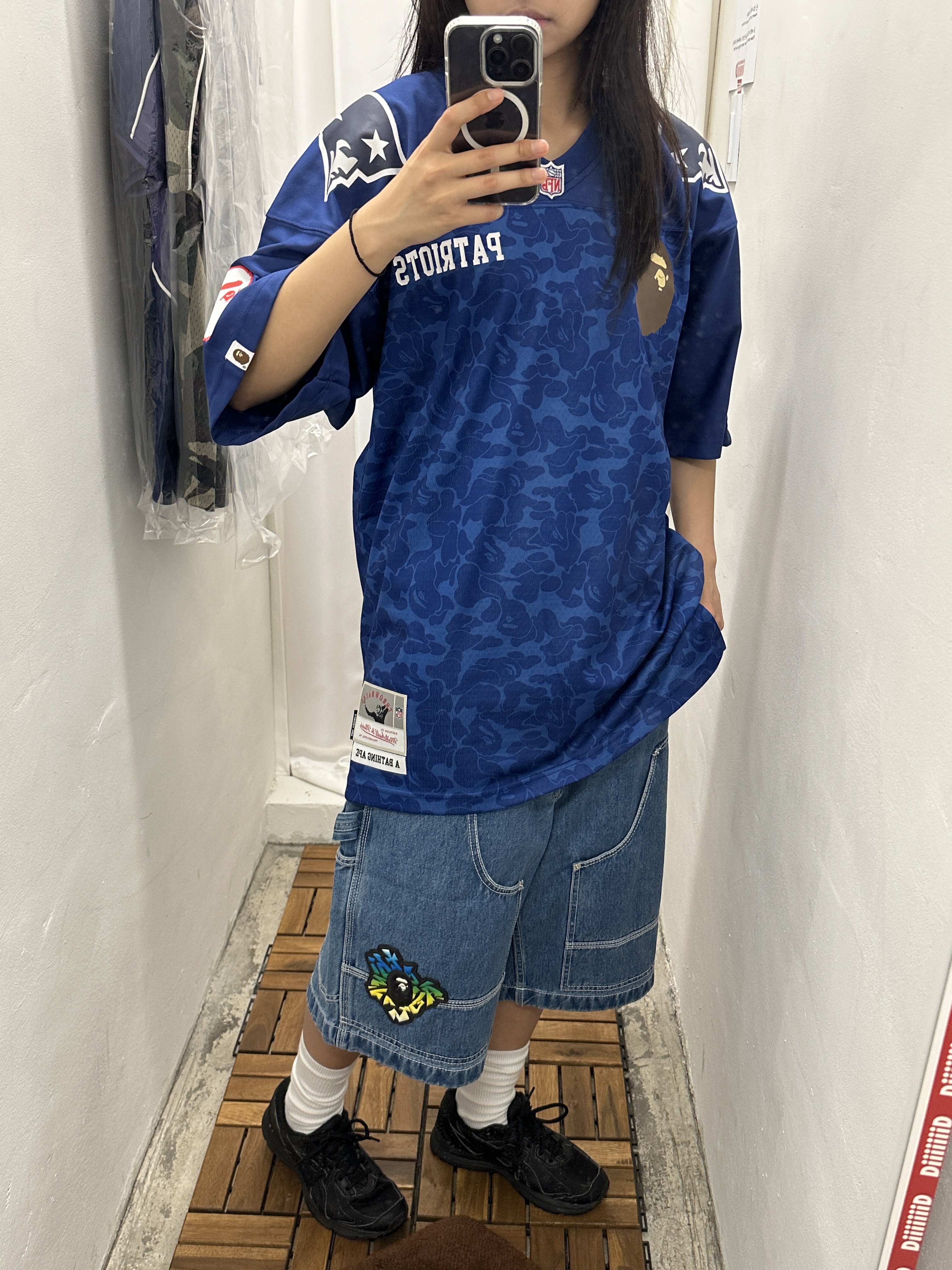 BAPE x Mitchell & Ness NFL New England Patriots Legacy Jersey Blue, Palace Mesh Jersey Woodland Camo - 24FW 착용 스타일 - 2