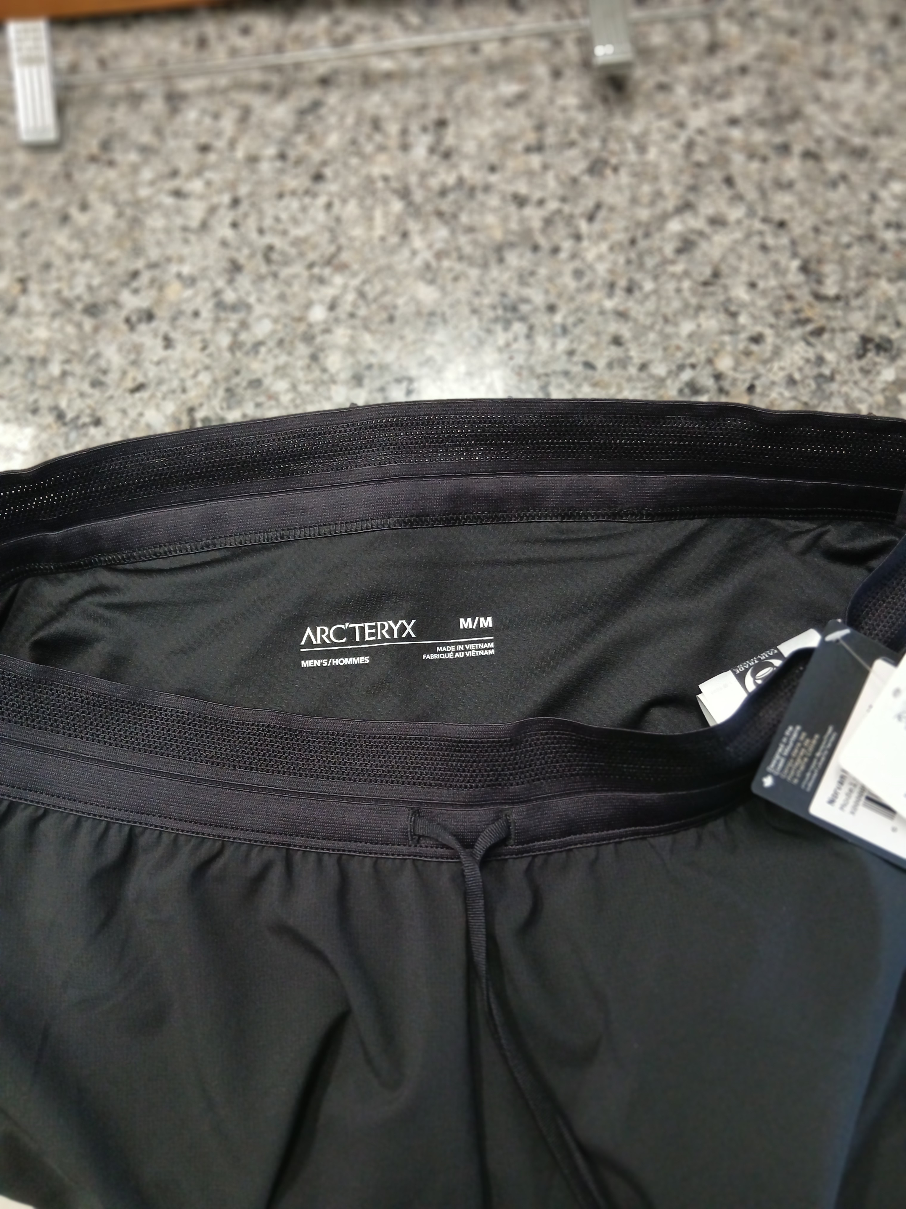 Arc'teryx Norvan Liner 7 Inch Shorts Black, Arc'teryx Norvan Liner Shorts 7 Inch Black 착용 스타일 - 6