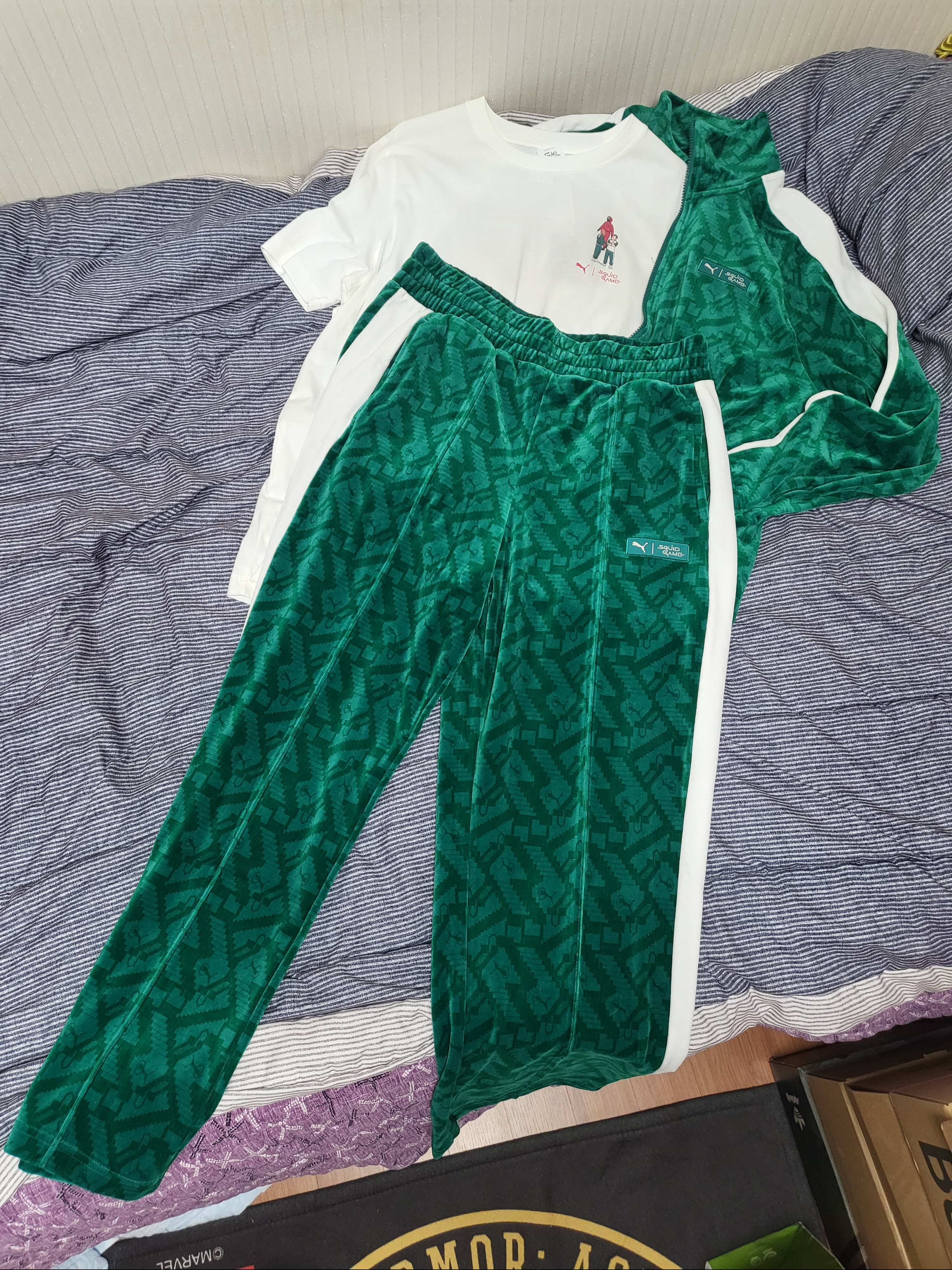 Puma x Squid Game T7 Iconic Track Jacket Mint Tea, Puma x Squid Game T7 Iconic Straight Track Pants Mint Tea 착용 스타일