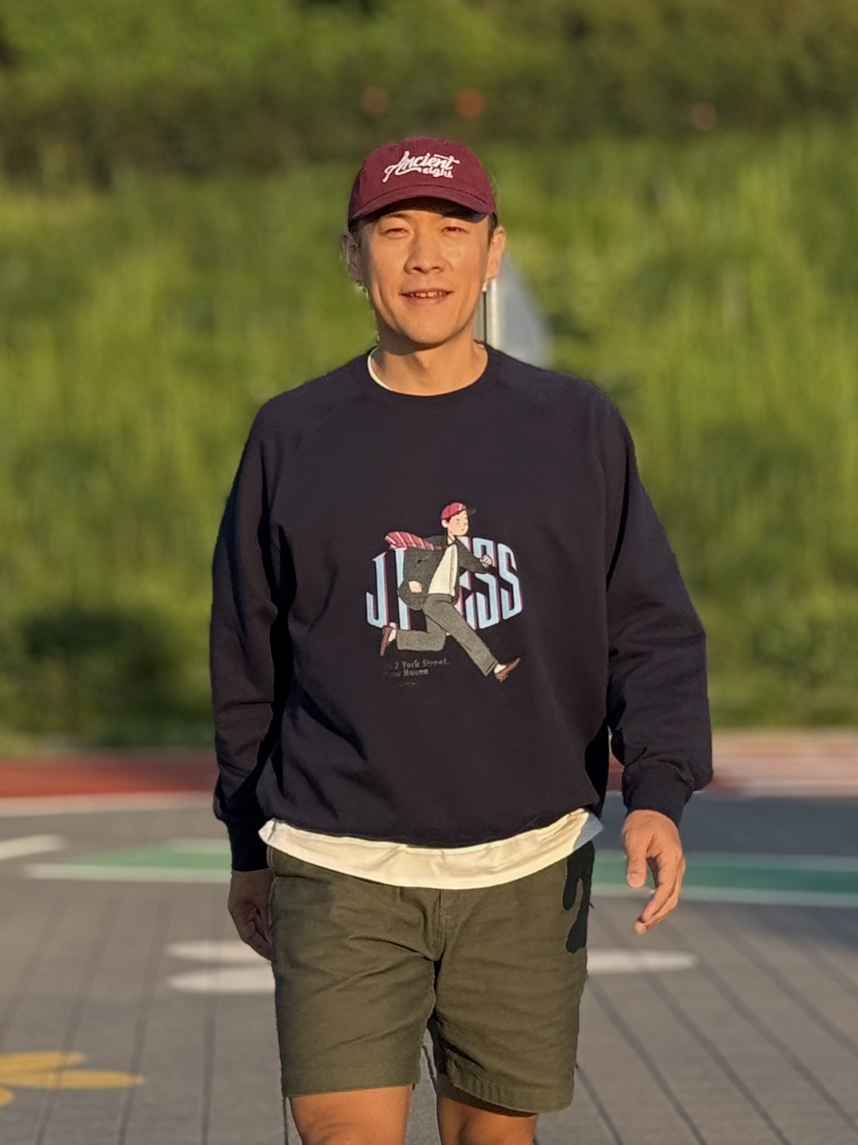 Nike x Sacai x Undercover LDWaffle Midnight Spruce University Red 착용 스타일 - 5