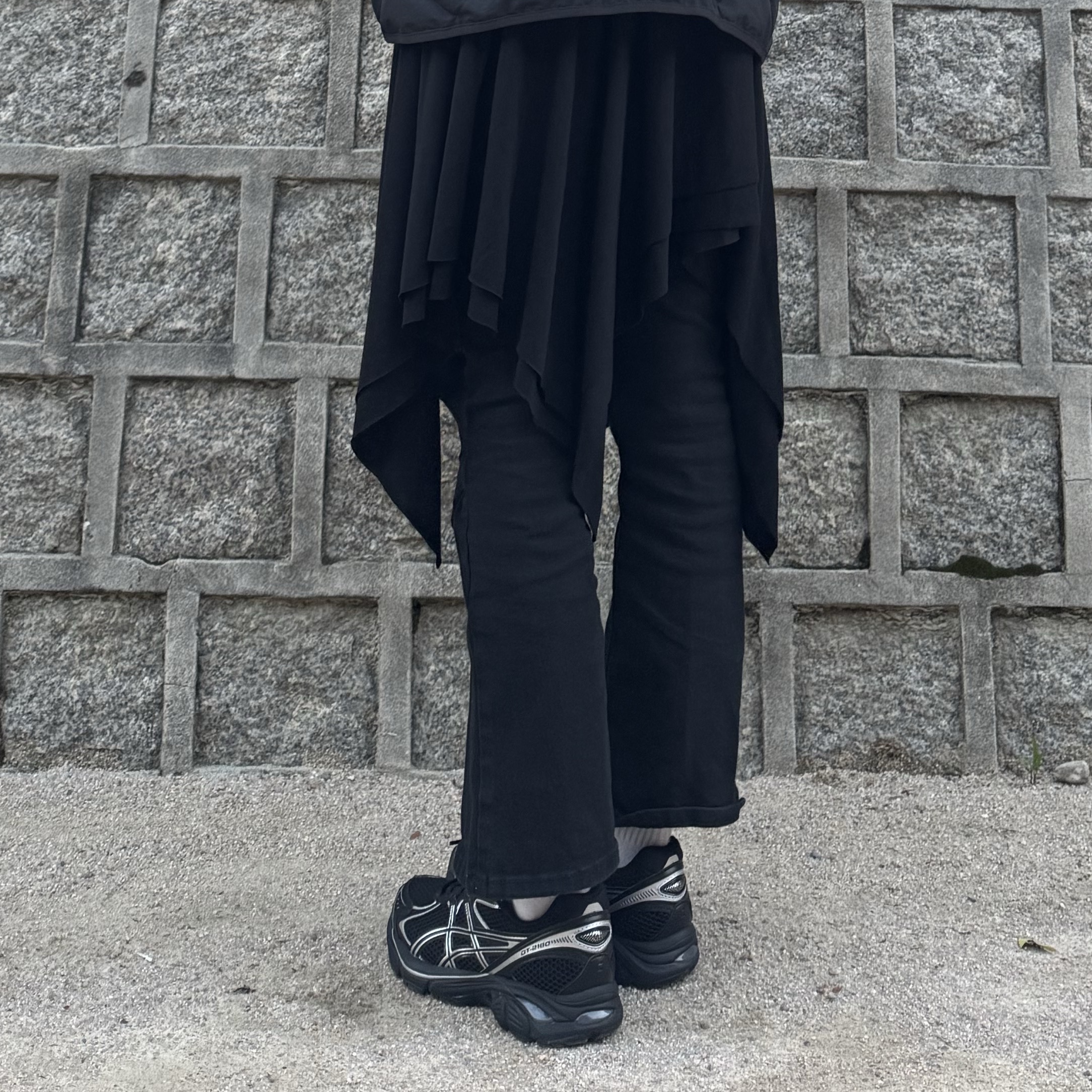 Asics GT-2160 Black Pure Silver 착용 스타일 - 2