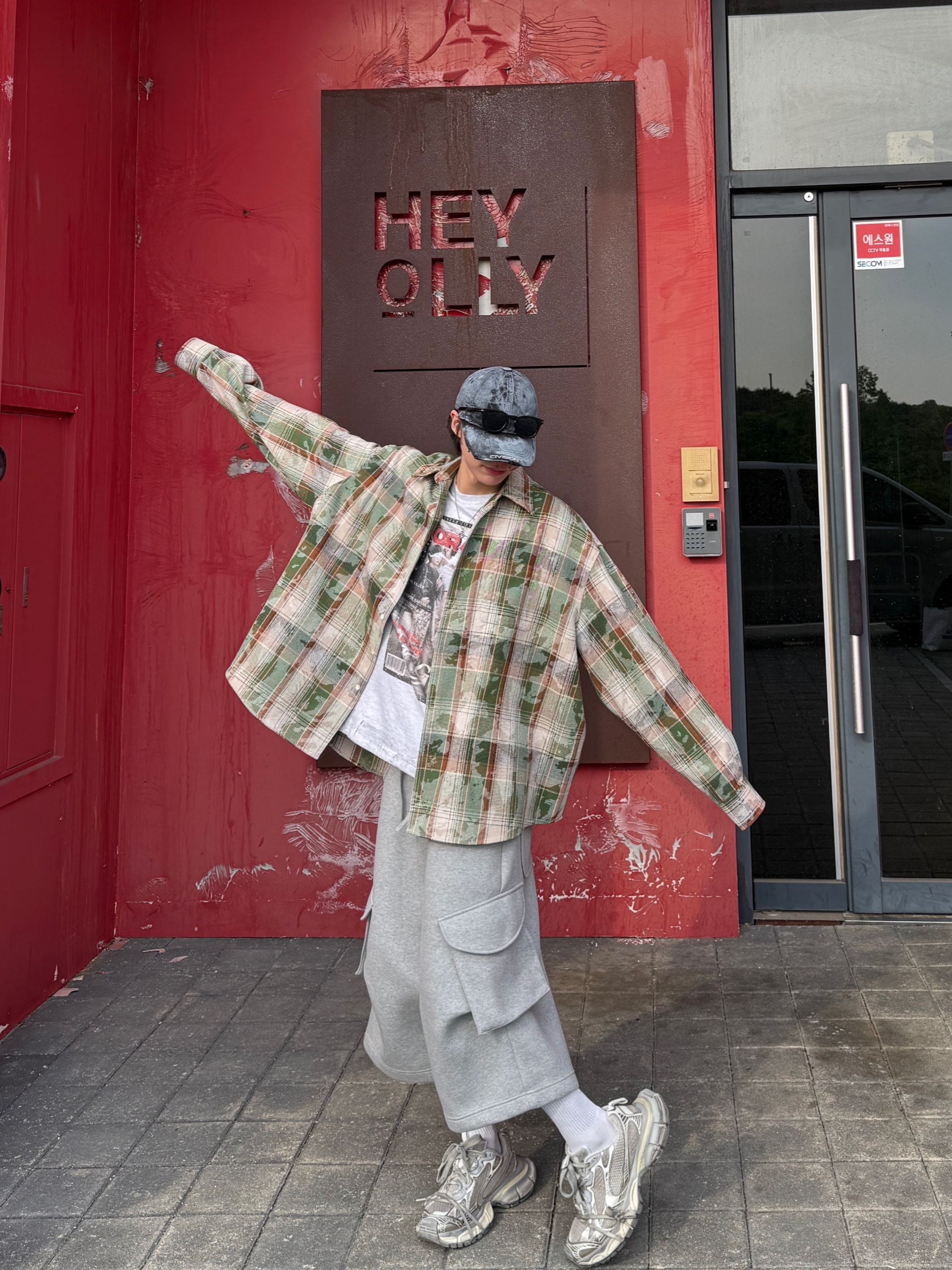 mjdX코인서울🤍🩶 | KREAM