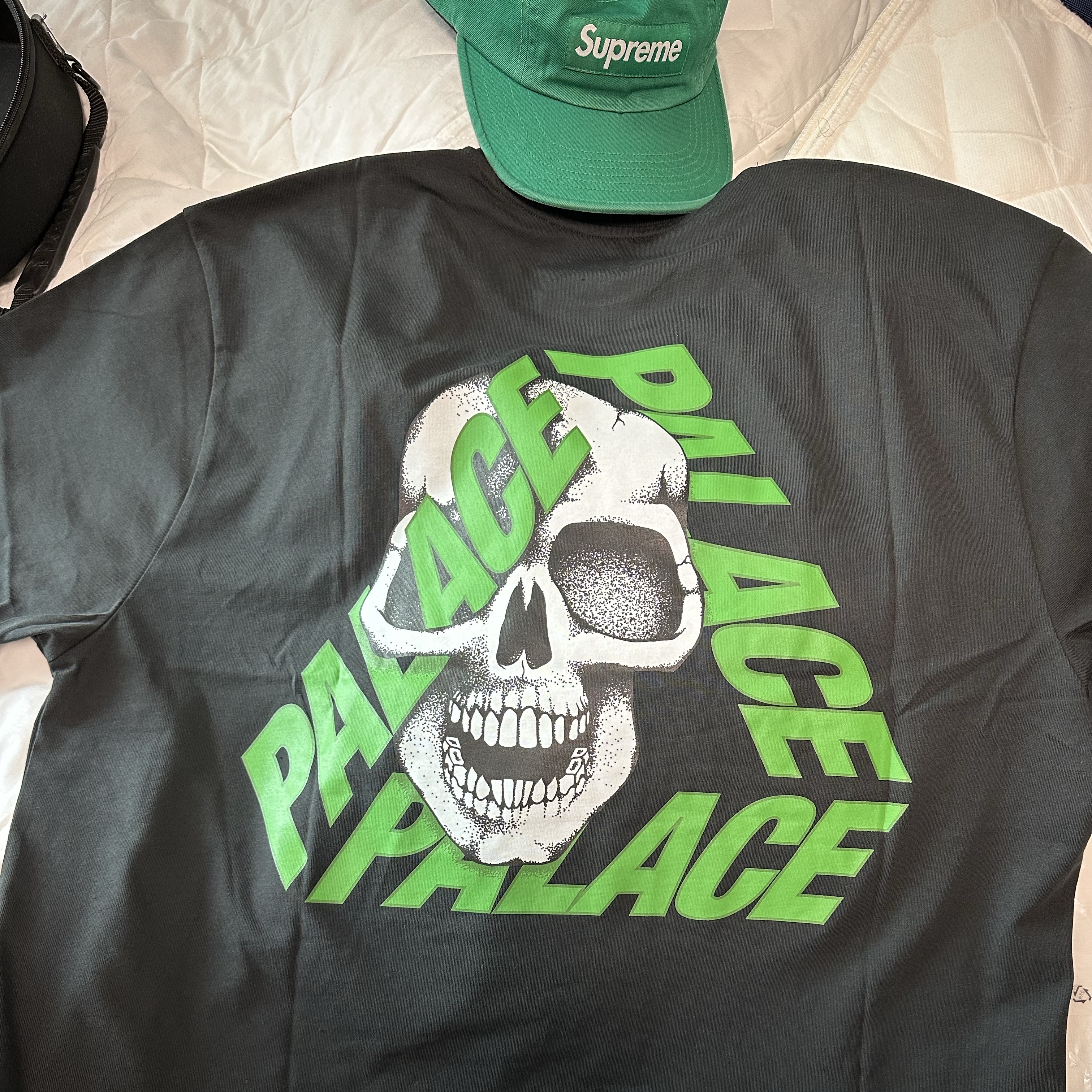 Palace P3 Skull T-Shirt Black - 25SS 착용 스타일