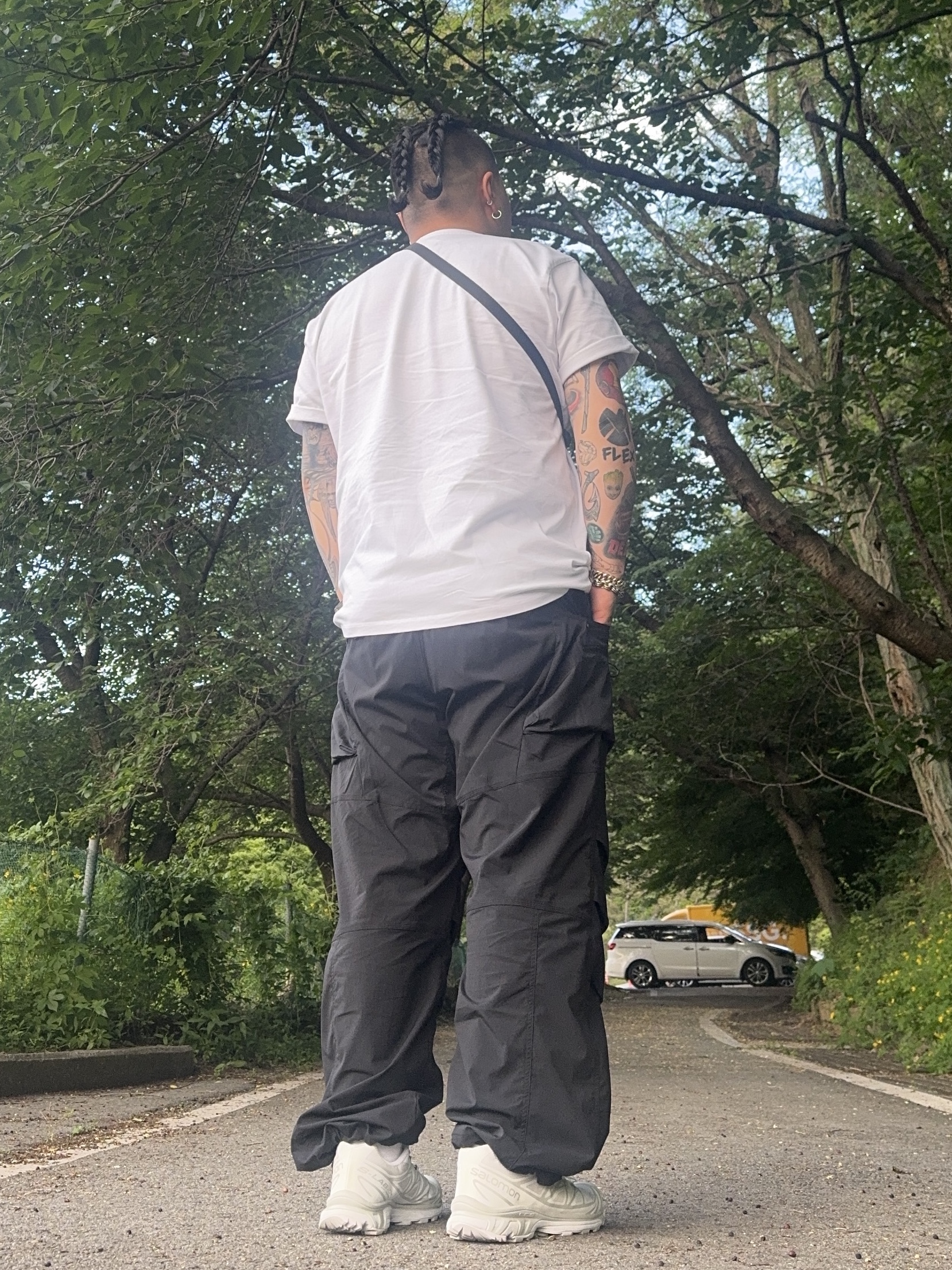 Salomon XT-6 ADV White, Salomon Pinnacle Pants Black 착용 스타일
