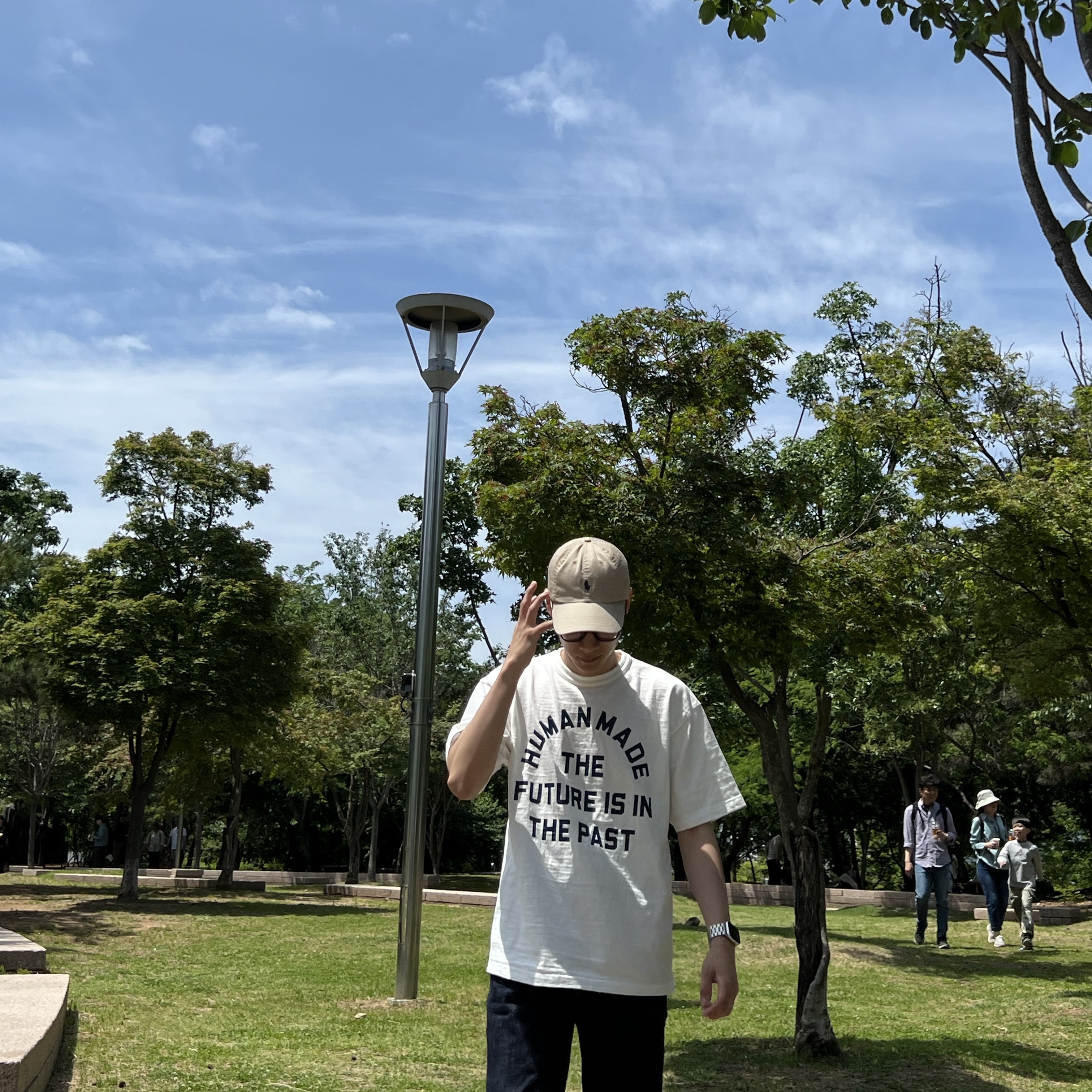 Human Made Graphic T-Shirt #10 White 착용 스타일 - 1