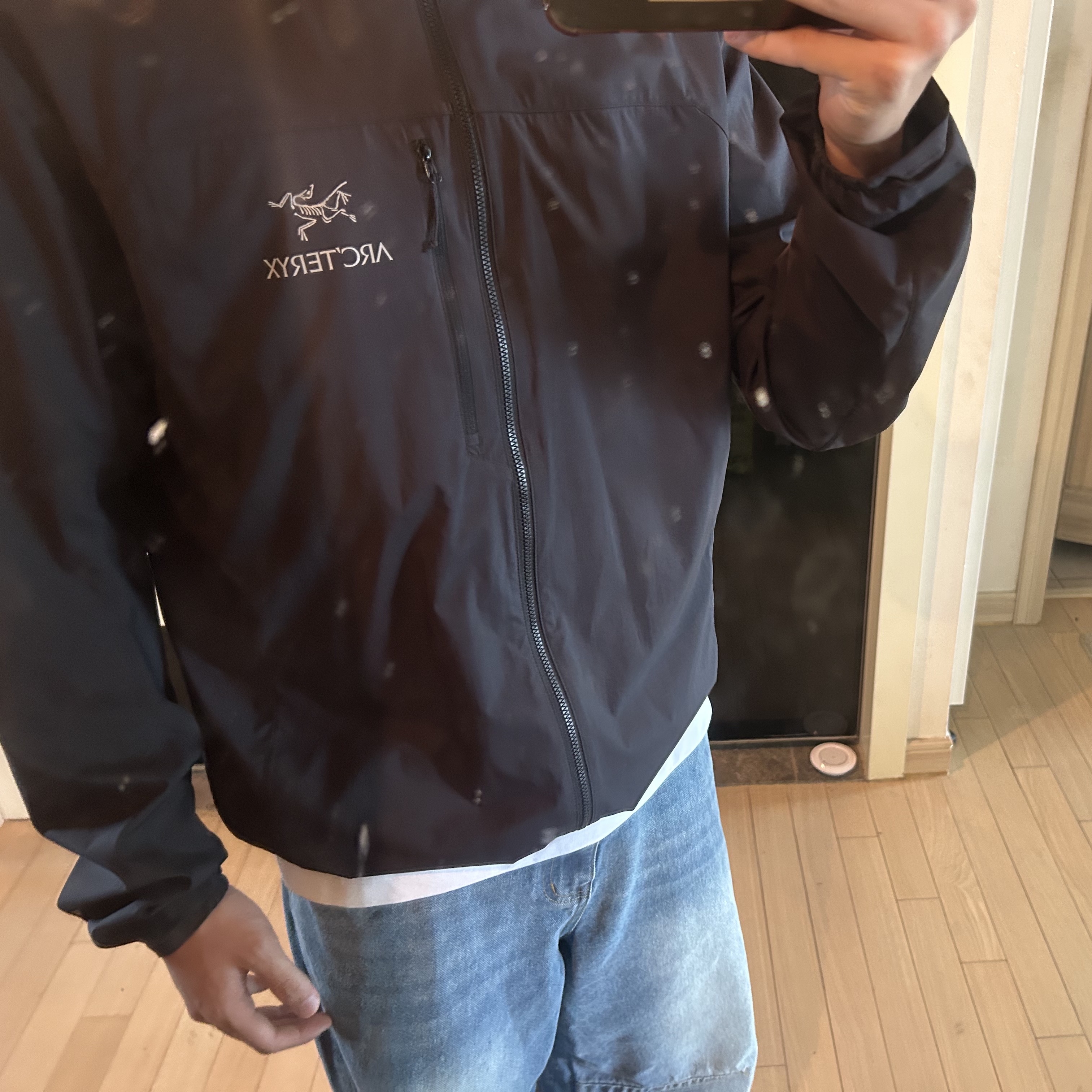 Arc'teryx Squamish Hoody Black 착용 스타일