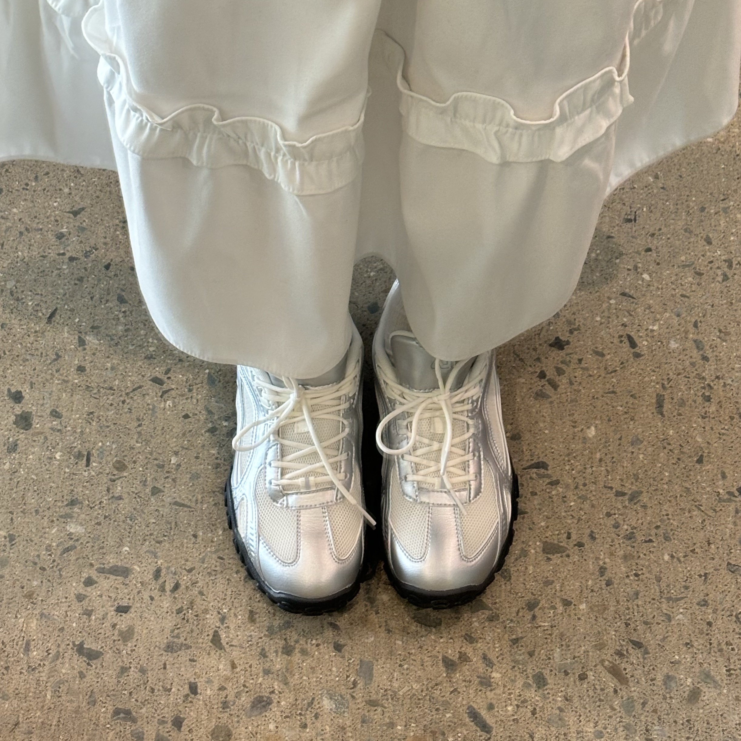 Fila Echappe MS Silver Moon 착용 스타일 - 3